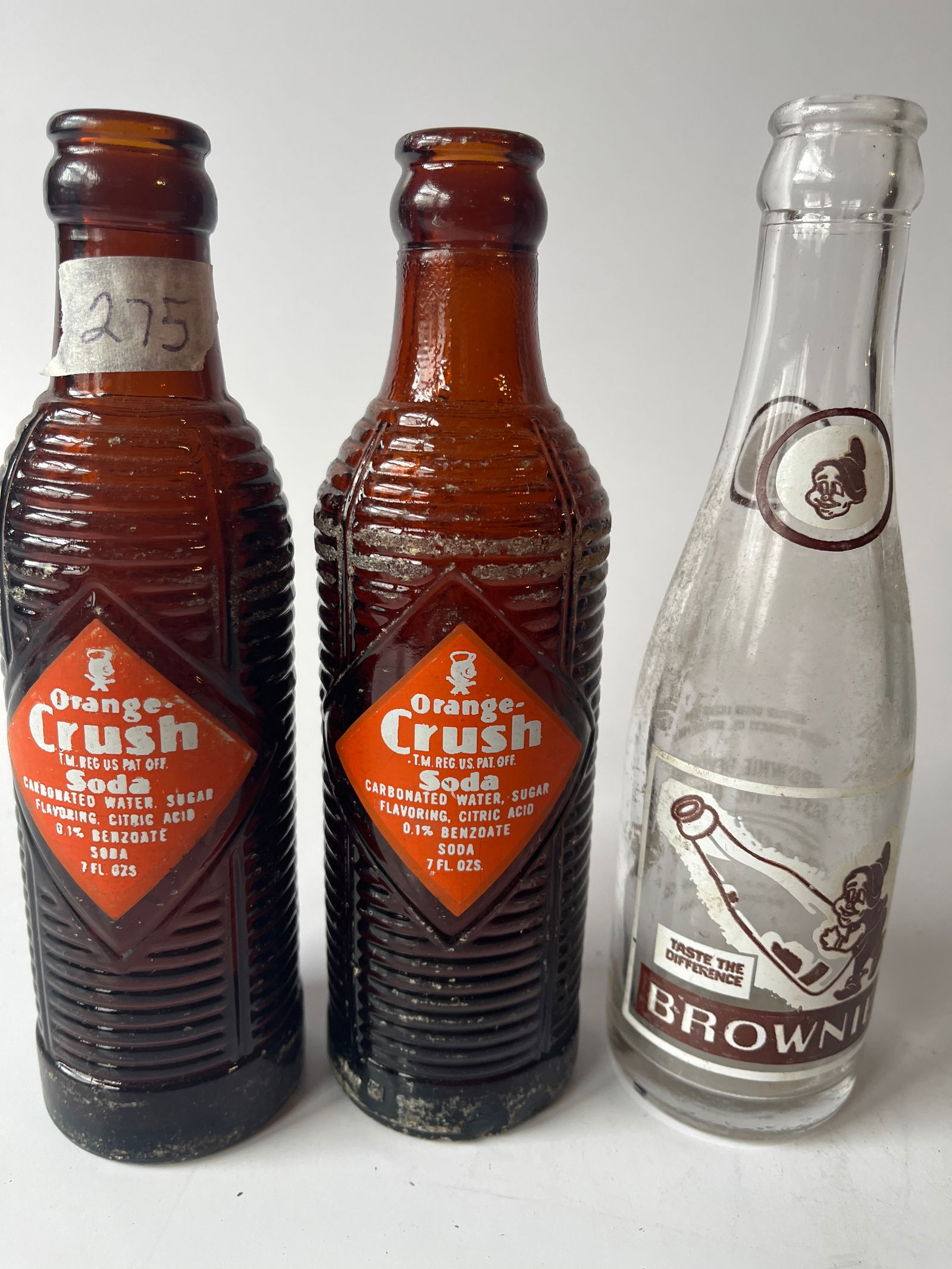 Lot of 3 ACL sodas. 2 amber Orange Crush and a Brownie. (1 of 4)