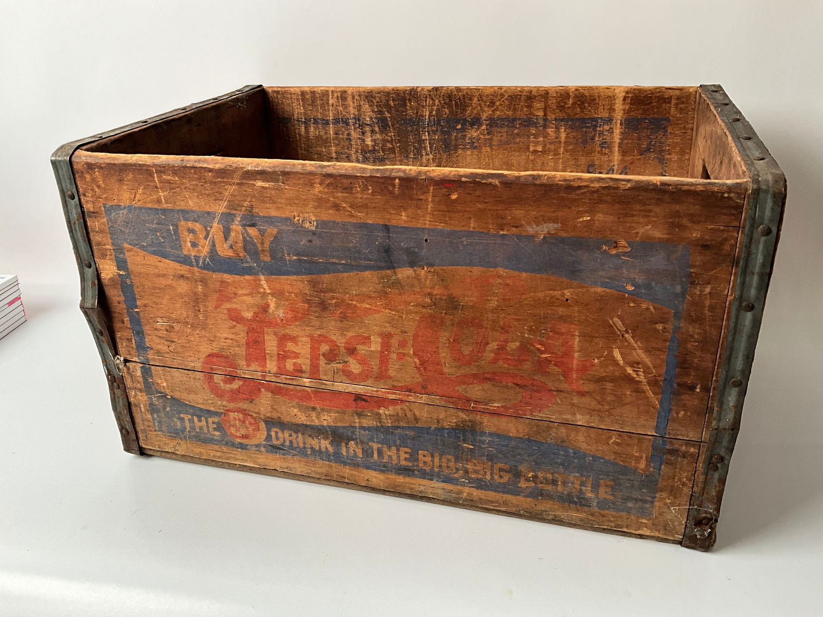 Rare Pepsi Double Dot Bottle Crate (1 of 7)