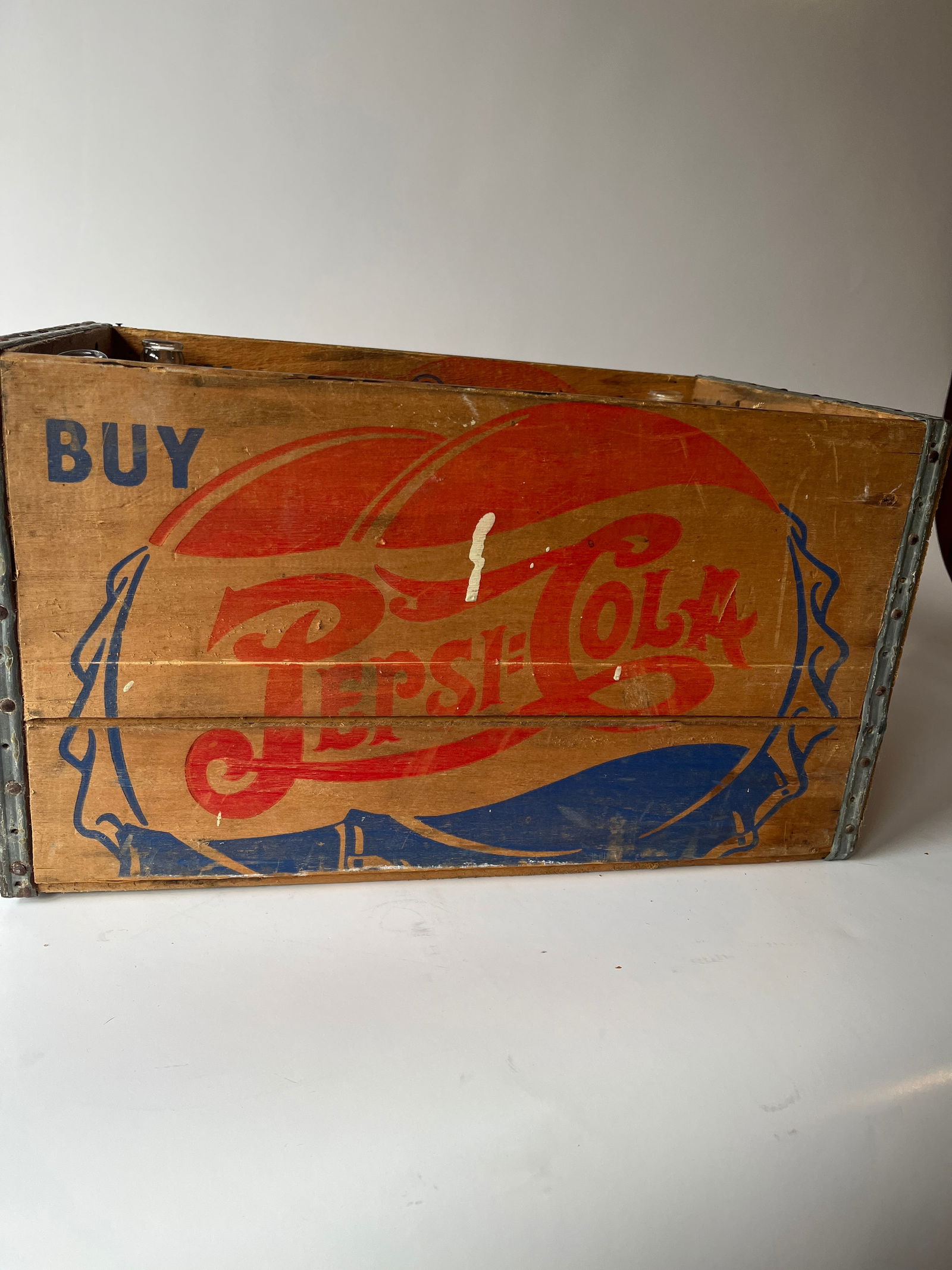 Wood double dot Pepsi-Cola crate w/ misc. bottles. (1 of 4)