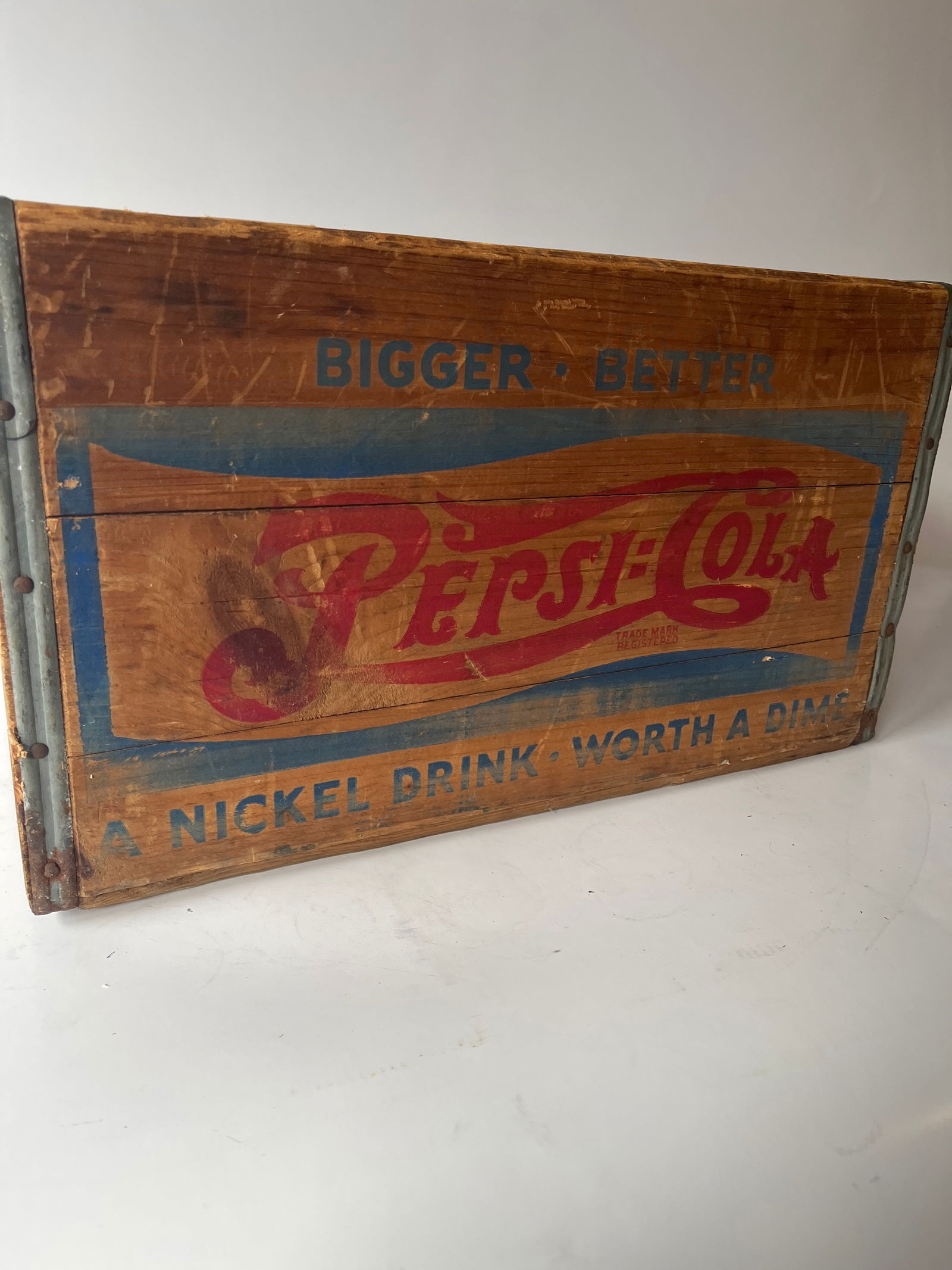 Wood double dot Pepsi-Cola crate w/ 26 mostly Pepsi bottles. (1 of 6)