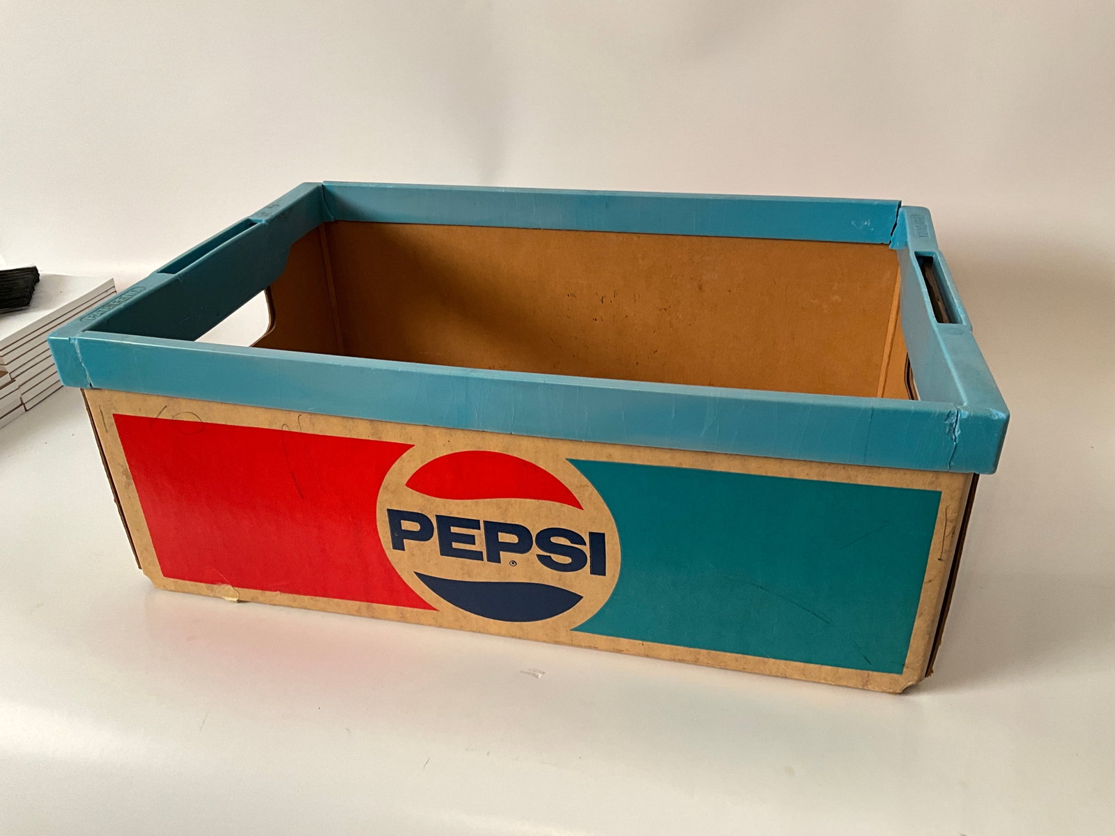 Pepsi reusable case, cardboard from the 60s: Pepsi reusable cardboard case from the 1960s