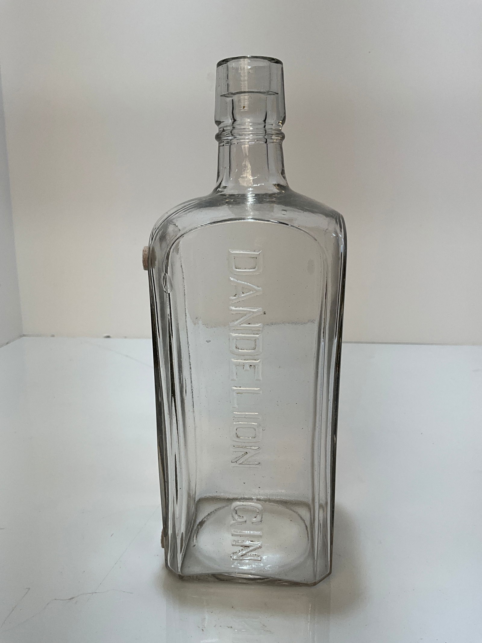 Dandelion Gin Bottle, Square, Clear (1 of 6)