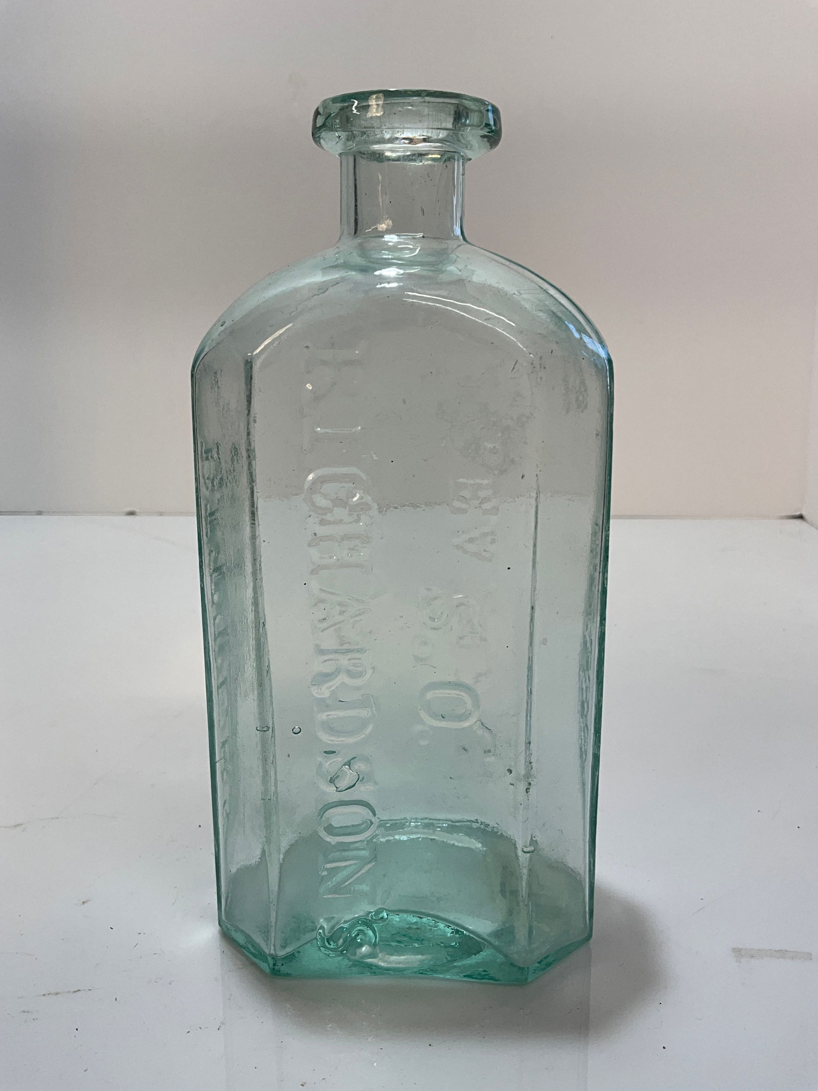 S.O. Richardson's Bitters, South Reading, Mass. Early Aqua, Hinge Mold with Applied Lip (1 of 7)