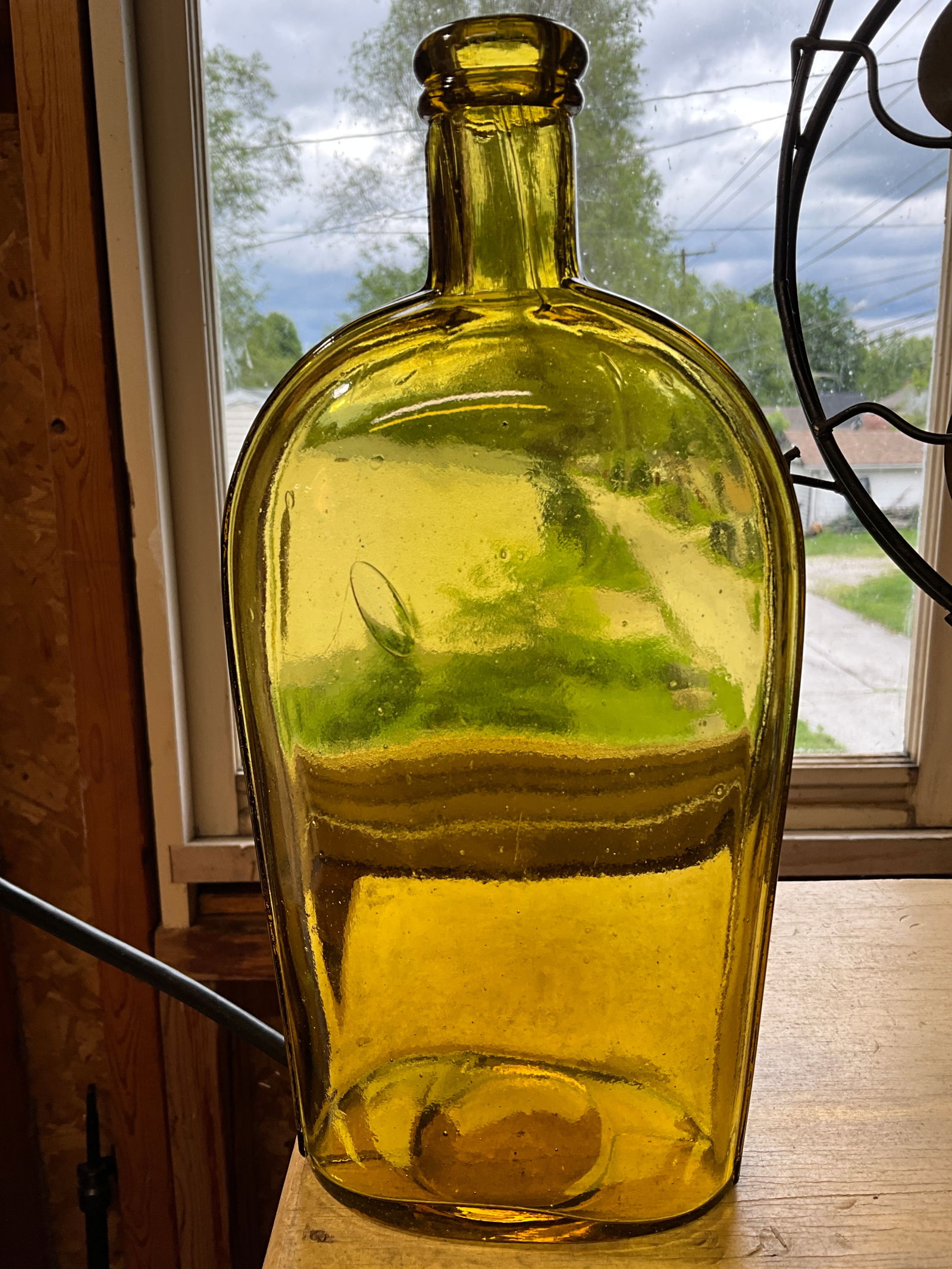 Lite Yellow Amber Olive  Applied Lip Strap Sided Flask Quart (1 of 7)