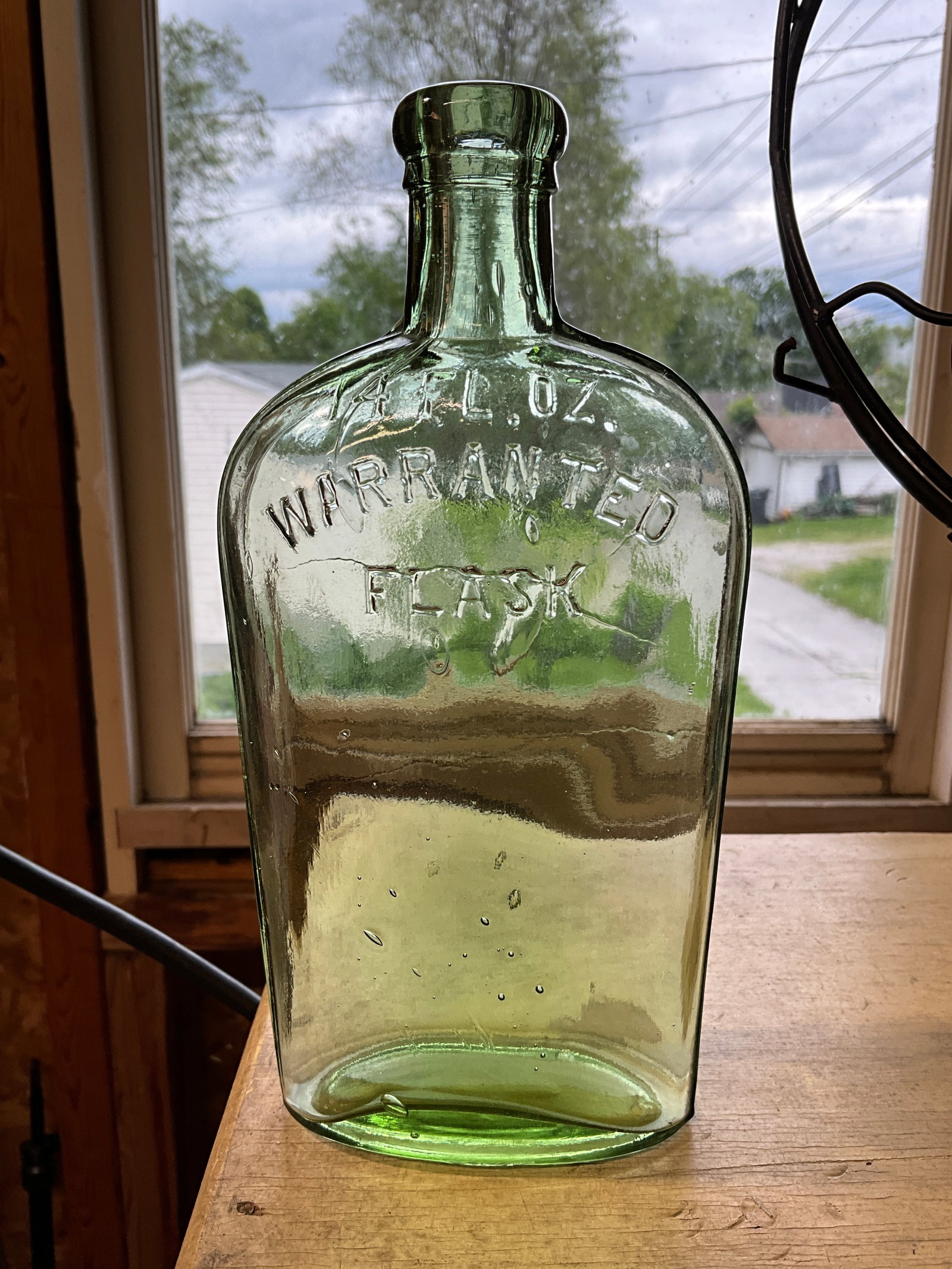 Apple Green Pint Strap Sided Flask, Tooled Lip embossed "14 Fl. OZ, Warranted Flask" (1 of 7)