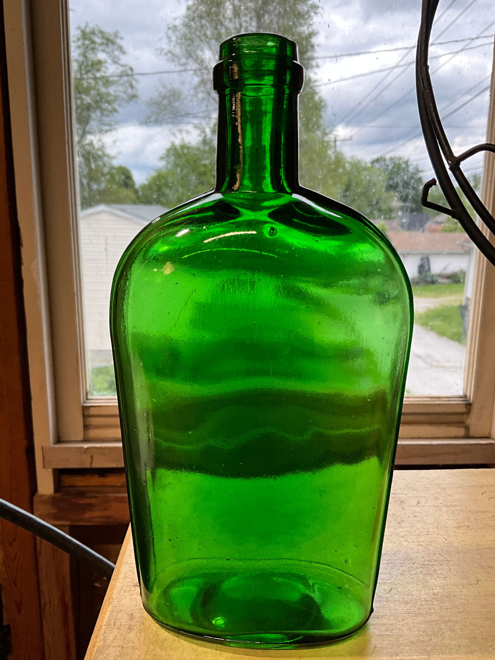 7UP Green Pint Strap Sided Flask, Tooled Lip, Fantastic Color! (1 of 6)