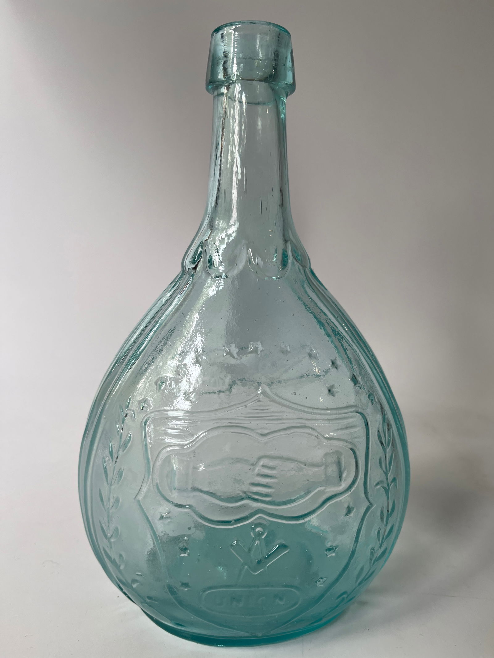 Aqua quart UNION / CLASPED HANDS Calabash flask open pontil. (1 of 4)