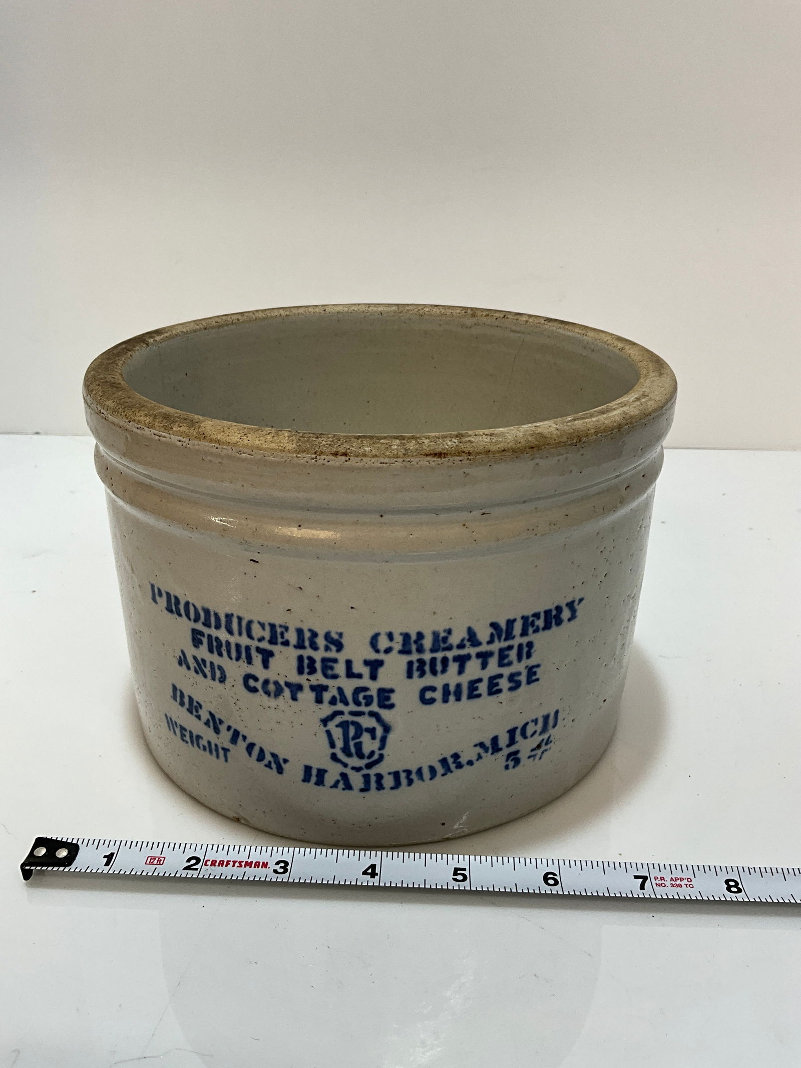 Producers Creamery Fruit Belt Butter and Cottage Cheese Crock, benton Harbor, Mich (1 of 8)