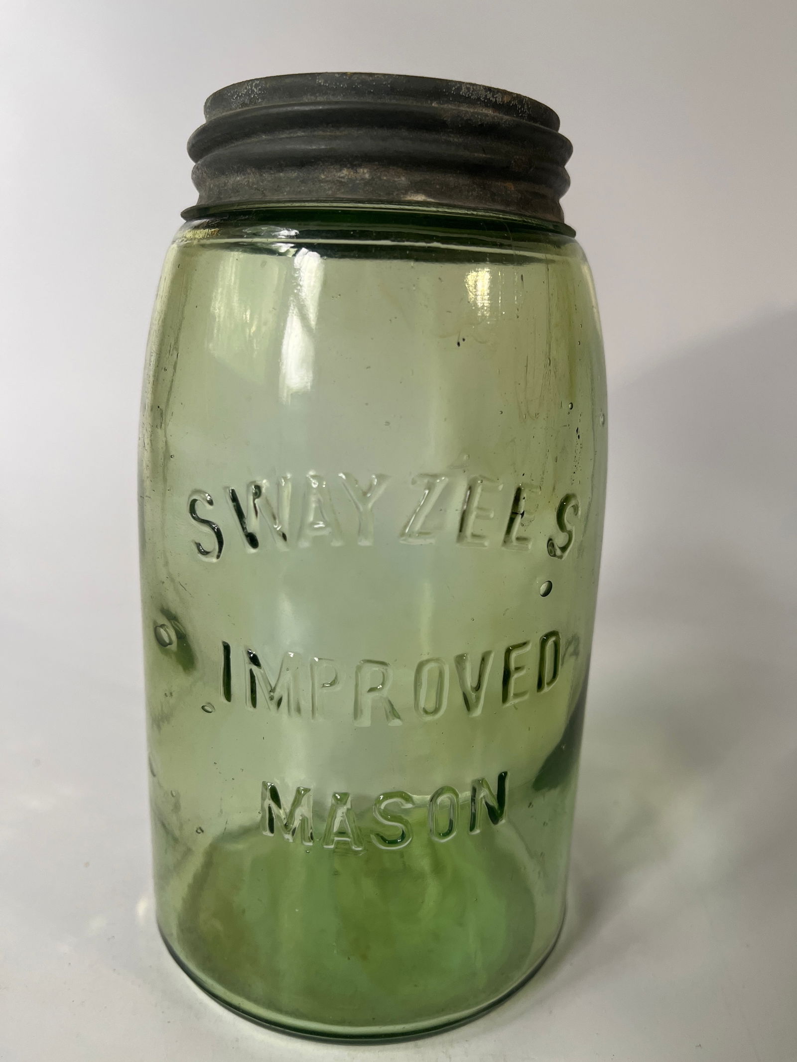 Quart Swayzee's Improved Mason light olive green (1 of 4)