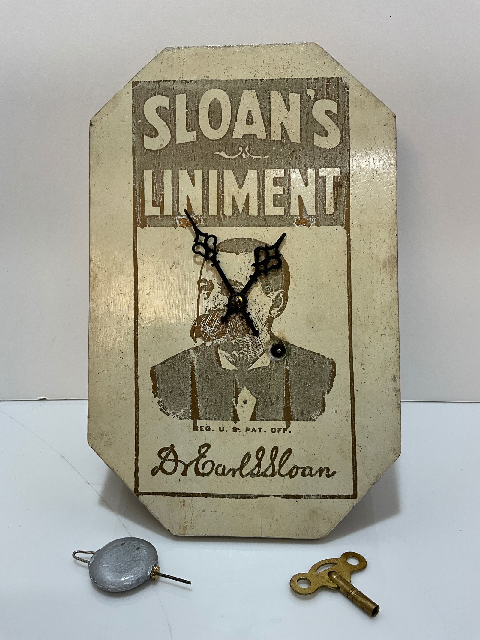 Sloan's Liniment - Advertising Clock. These are Rare and Super Hard to Find. (1 of 4)