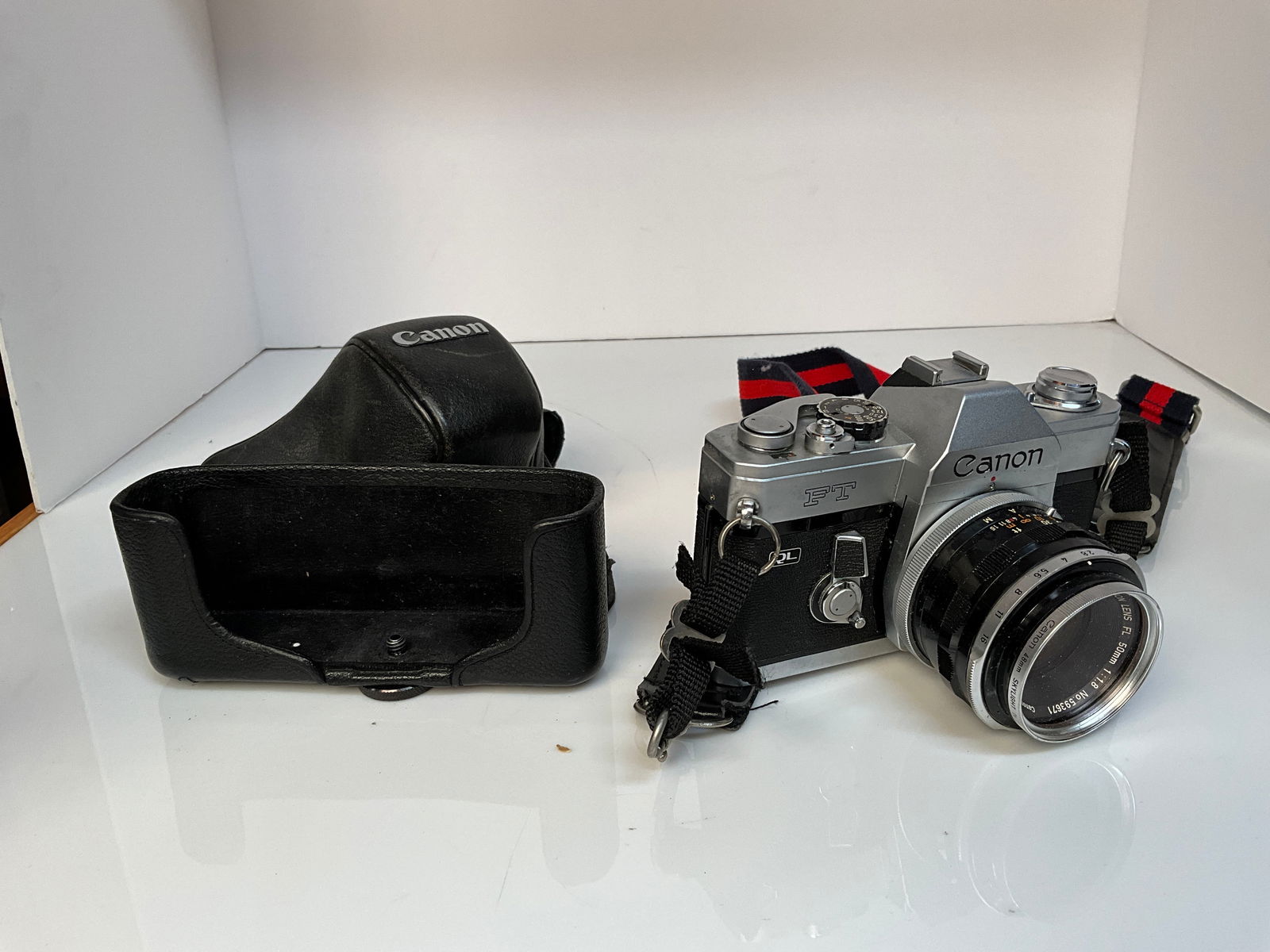 1960's Vintage Canon FT QL Camera (1 of 5)