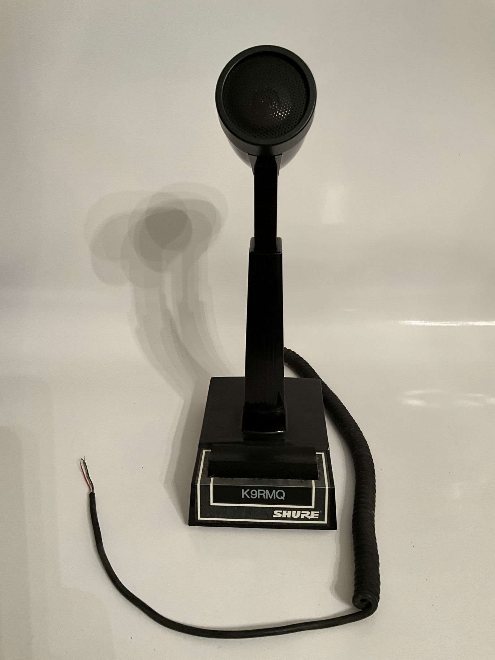Shure Brothers INC. Controlled Magnetic Microphone Model 444D (1 of 3)