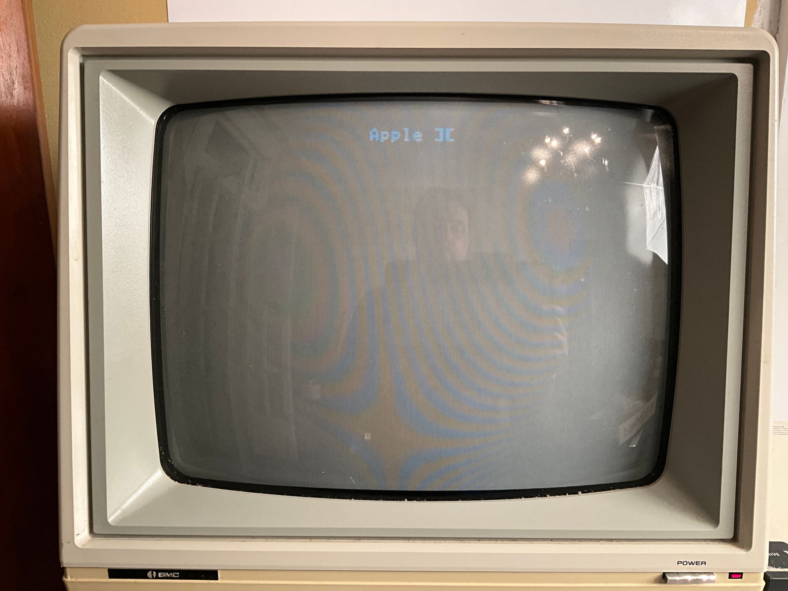 Apple IIe Computer (Working) Two Disk Drives, - Model # A2S2064 Serial #1A2S2-D45 076R A2S2064. (1 of 10)