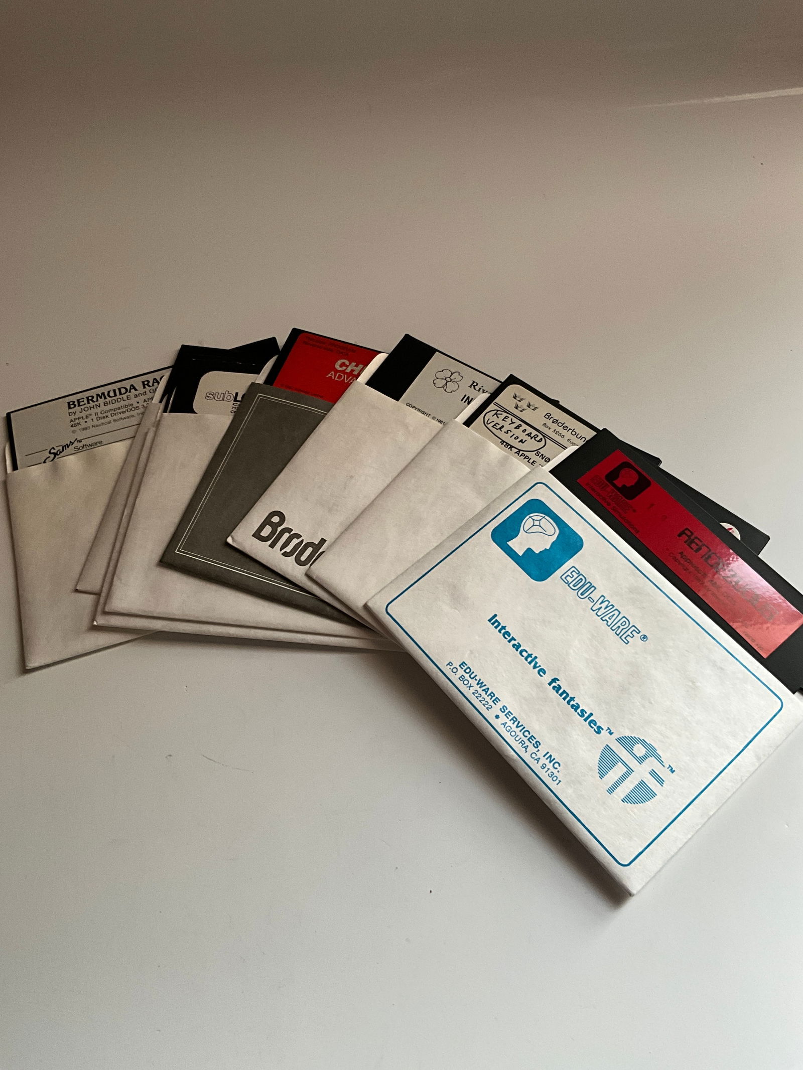 Lot of 8 Apple II computer disk games - 5.5 Floppy Disks (1 of 4)