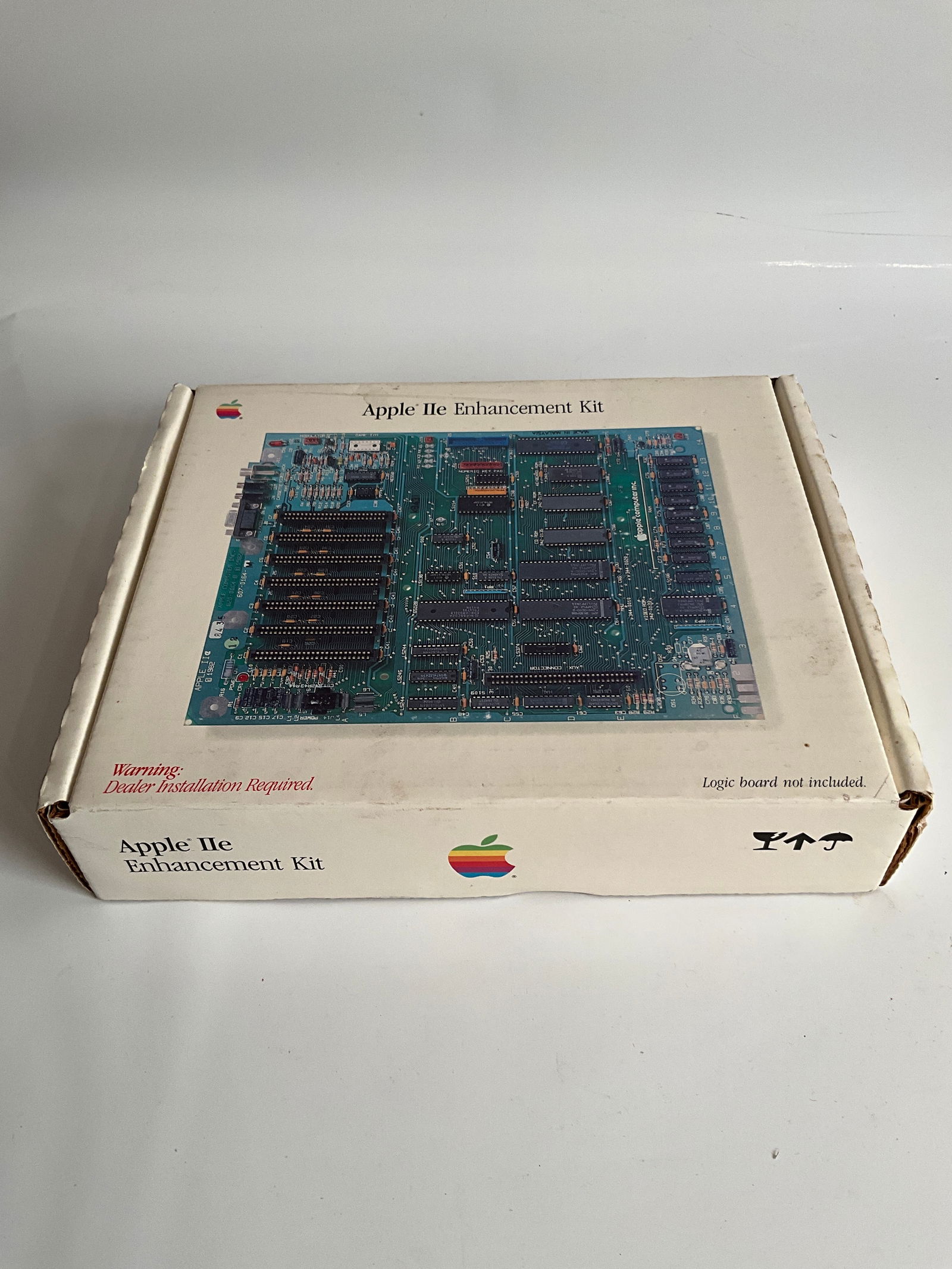 Apple II Enhancement Kit - Box with contents (1 of 5)