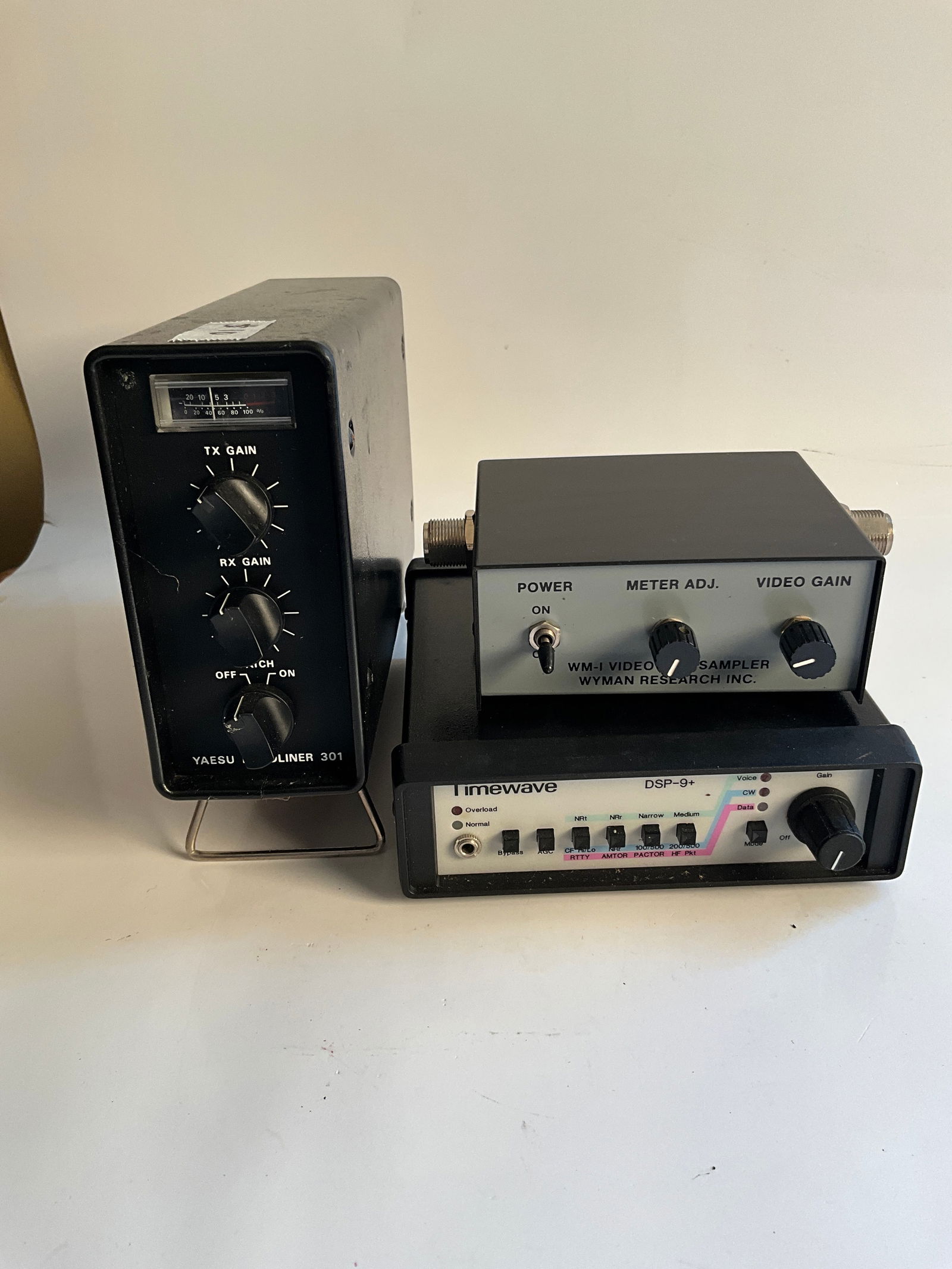 Lot of 3 - Yaesu Landliner 301, WM-1 Video Line Sampler, Timewave DSP-9+ (1 of 3)
