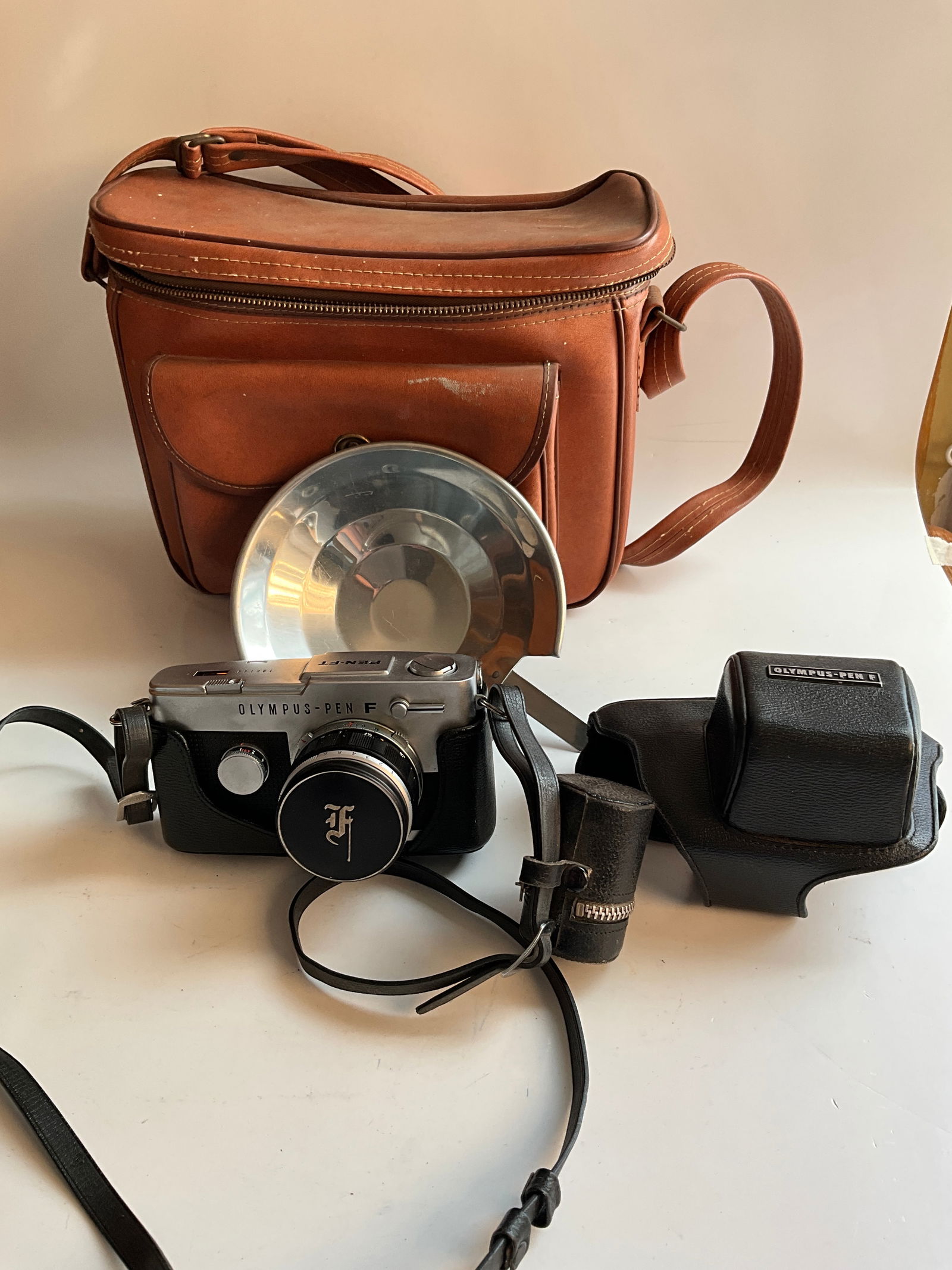 Olympus PEN FT Half Frame Camera 38mm f1.8 Lens From JAPAN with Vintage Carrying Case (1 of 6)