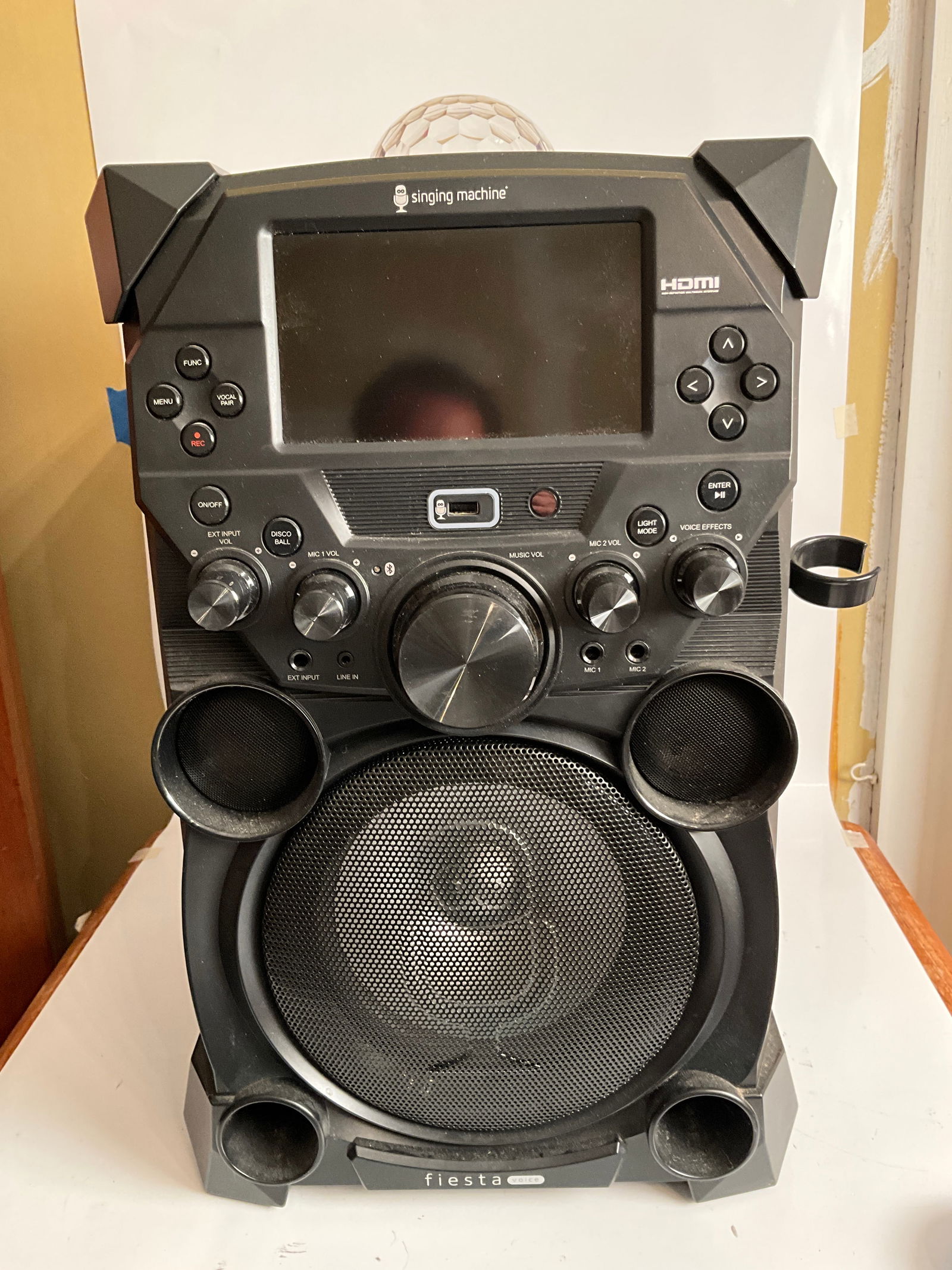 Singing Machine, HDMI Karaoke With Two Mics (1 of 1)