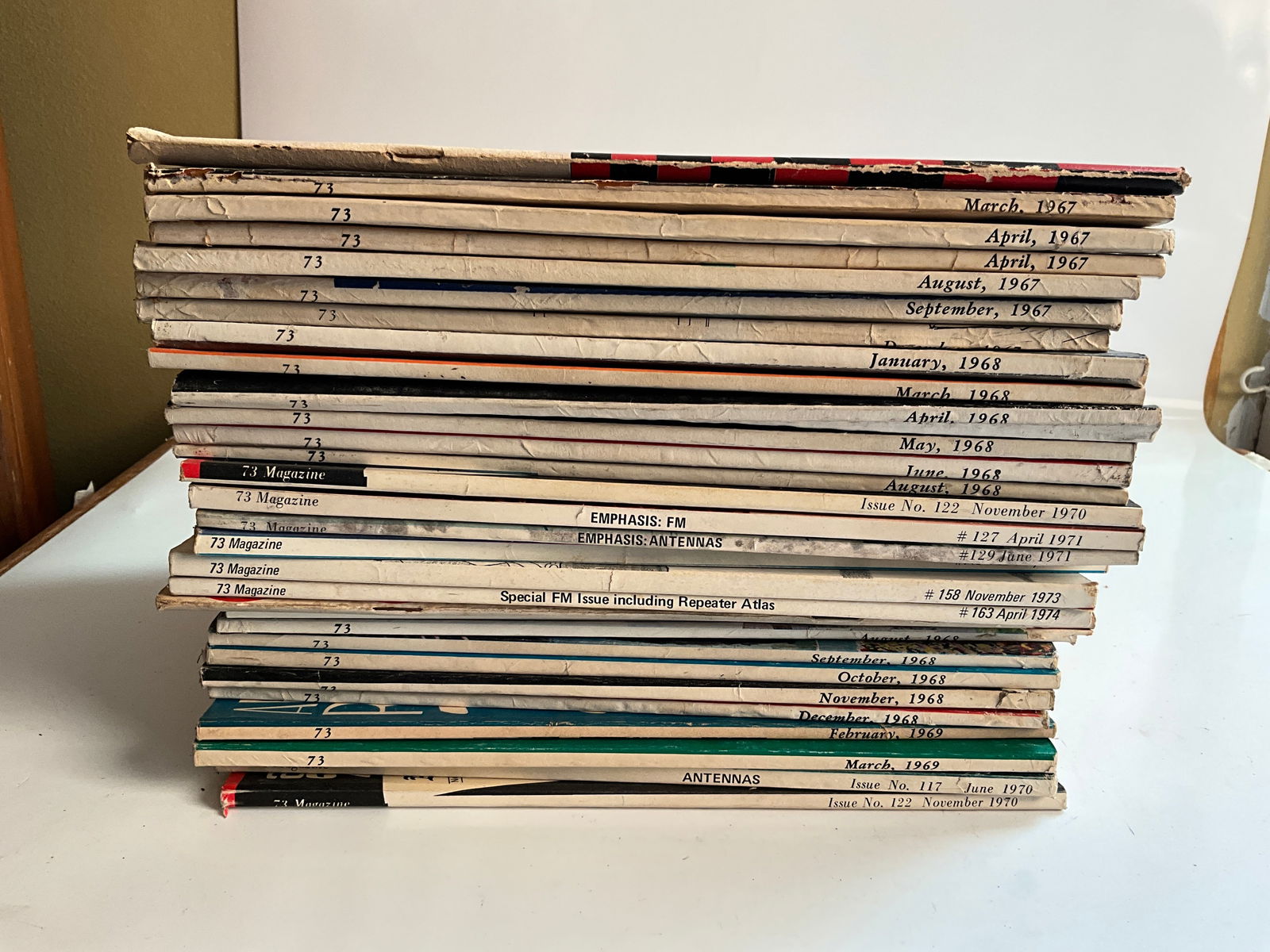 "73" Amateur Radio Magazine Ramdom Issues - Dec. 1963 - Jan. 1975 - 30 diff. Magazines (1 of 3)