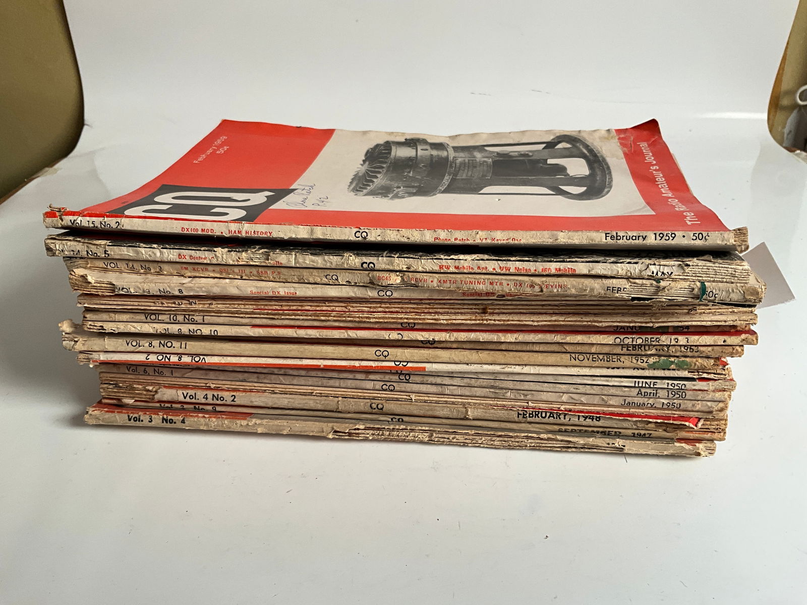 "CQ" Amateur Radio Magazine Random Issues - April. 1947 - Feb. 1959 - 19 diff. Magazines (1 of 2)