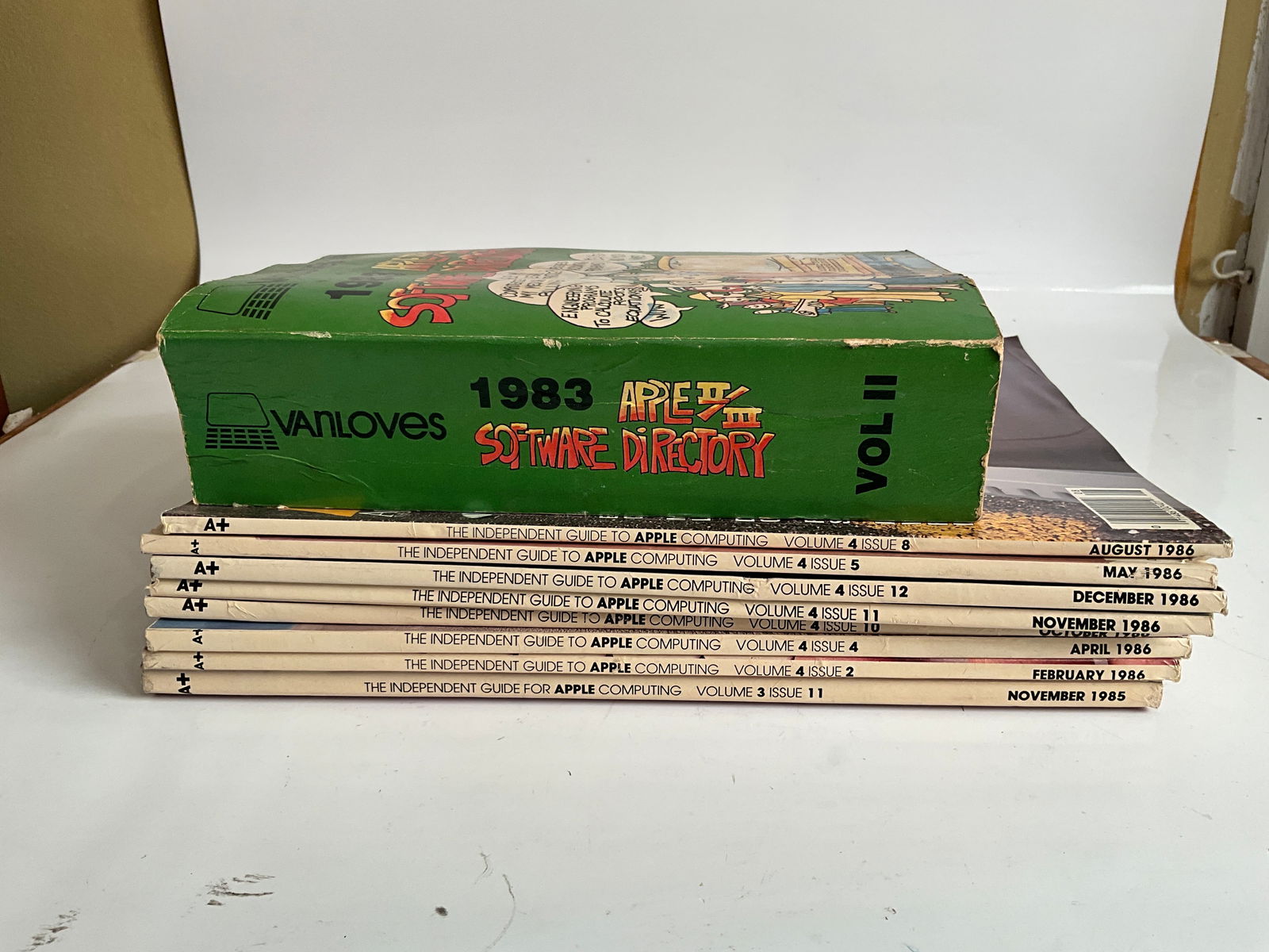 Lot of various issues of A+ AppleII/Macintosh, 8 issues, 85-86 and a 1983 AppleII Software Directory (1 of 2)