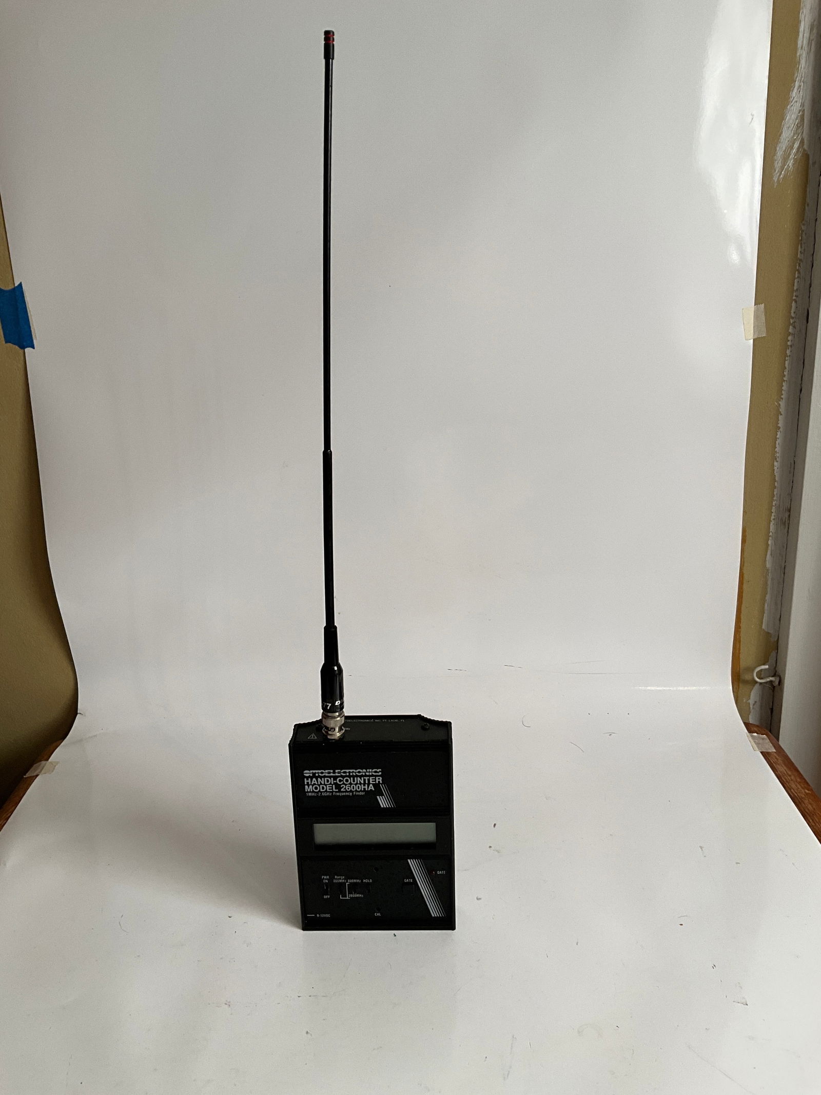 Optoelectronics Frequency Counter - Untested, no cord (1 of 3)