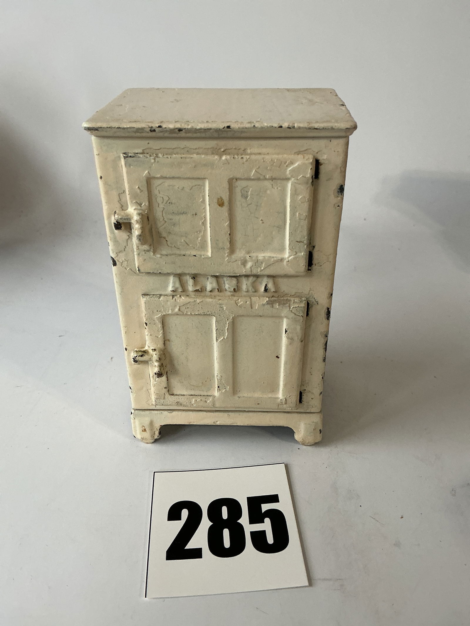 Cast Iron Toy Ice Box Embossed ALASKA (1 of 4)