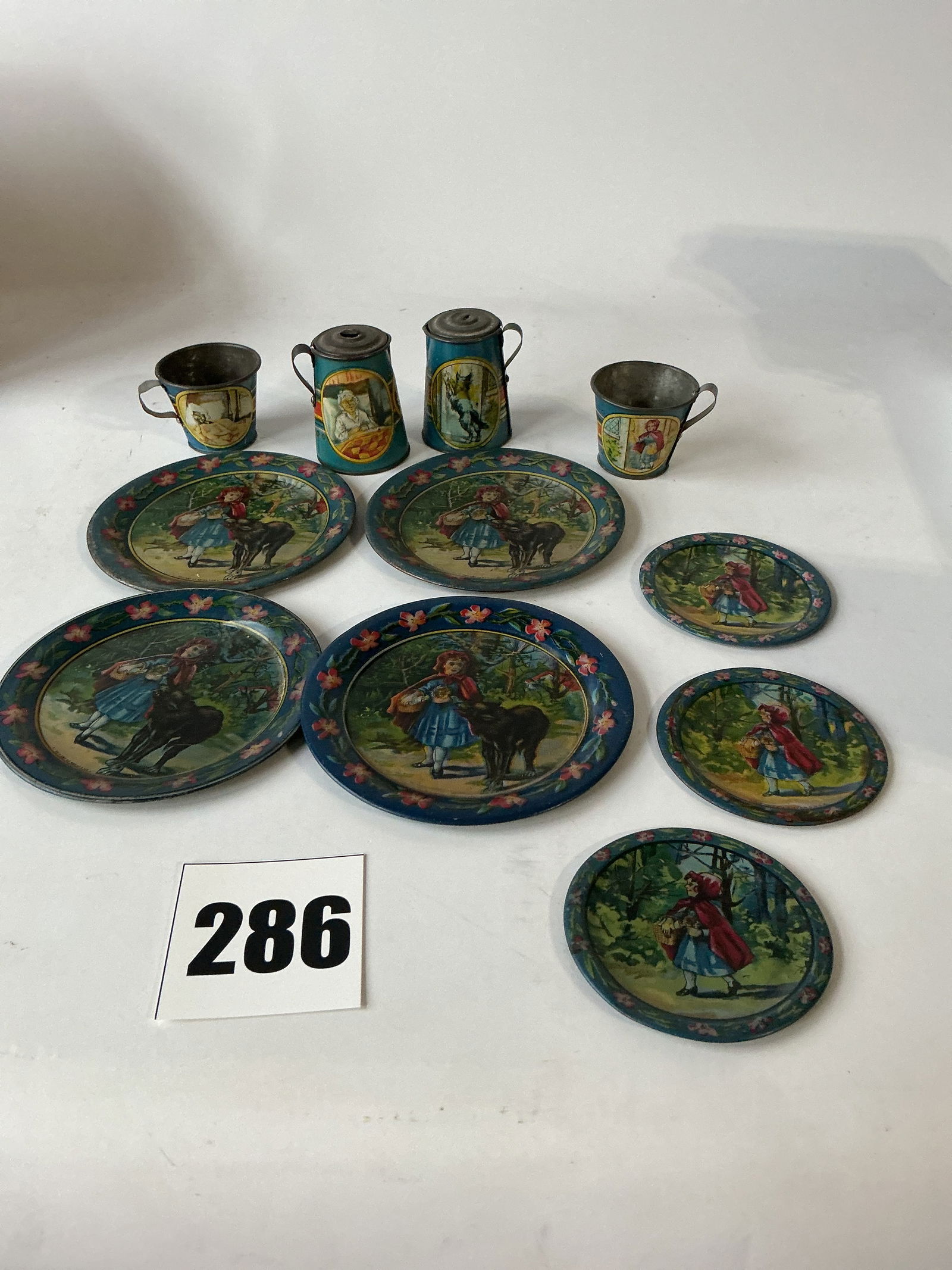 Tin Litho Ohio Art Co Little Red Riding Hood Toy Dishes 10 pcs. (1 of 5)
