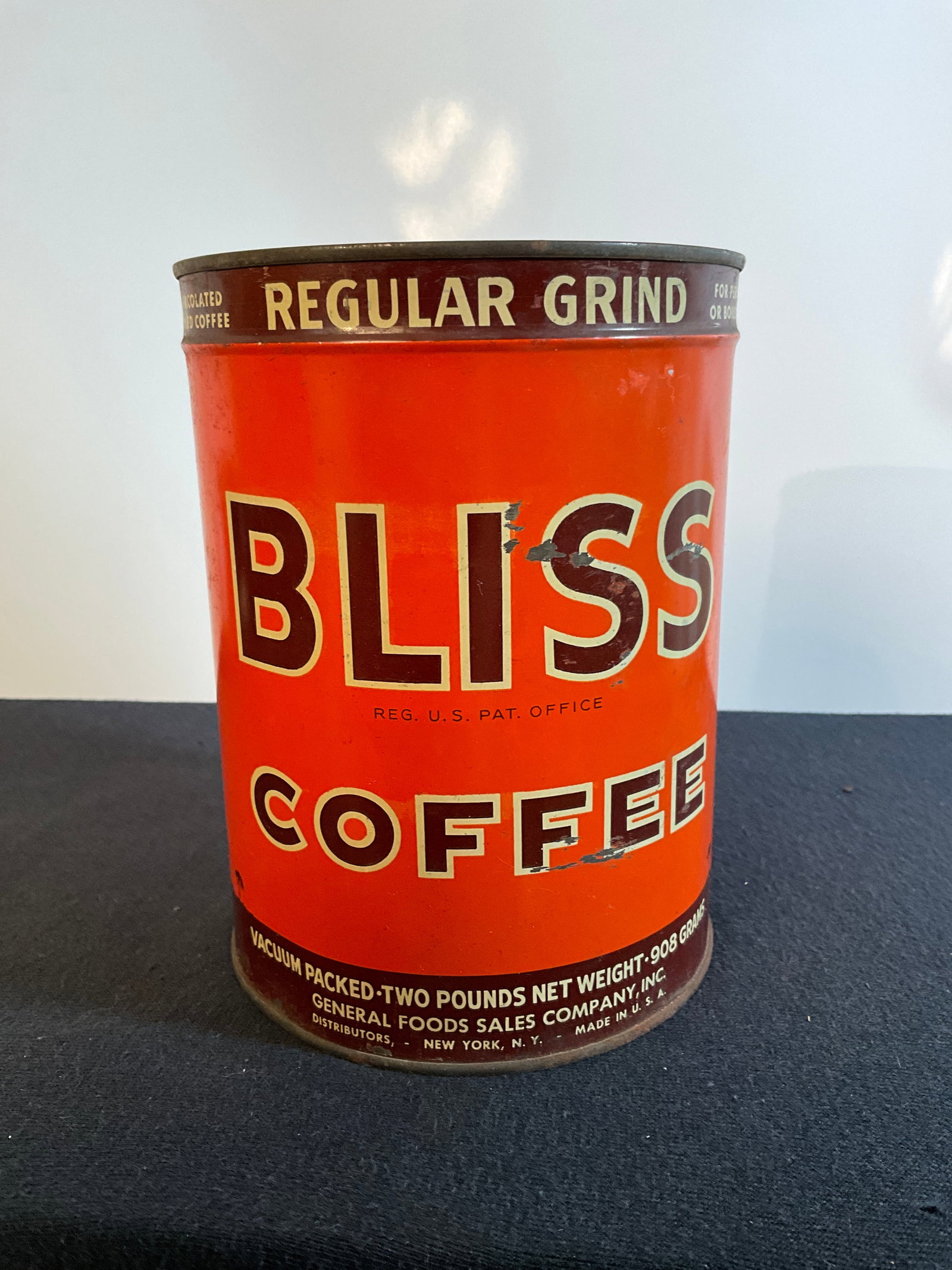 Vintage Bliss Coffee 2 pound Unopened Tin Litho Can of Coffee (1 of 6)