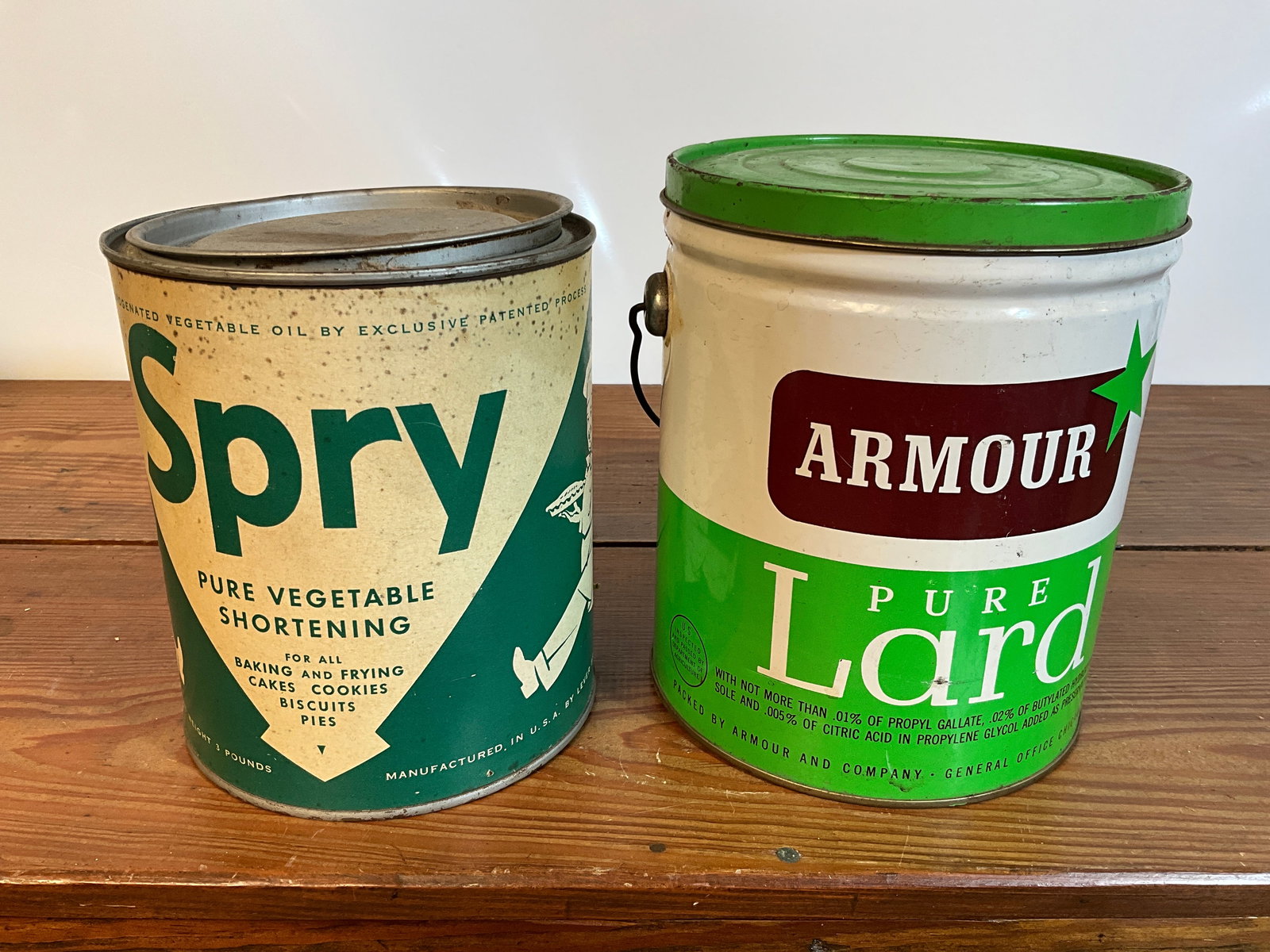 Lot of Two Vintage Tin Cans, Spry Pure Vegetable Shortening, Armour Pure Lard (1 of 6)