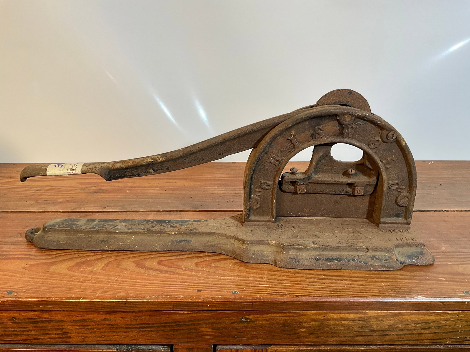 Griswold Tobacco Plug Cutter (1 of 6)