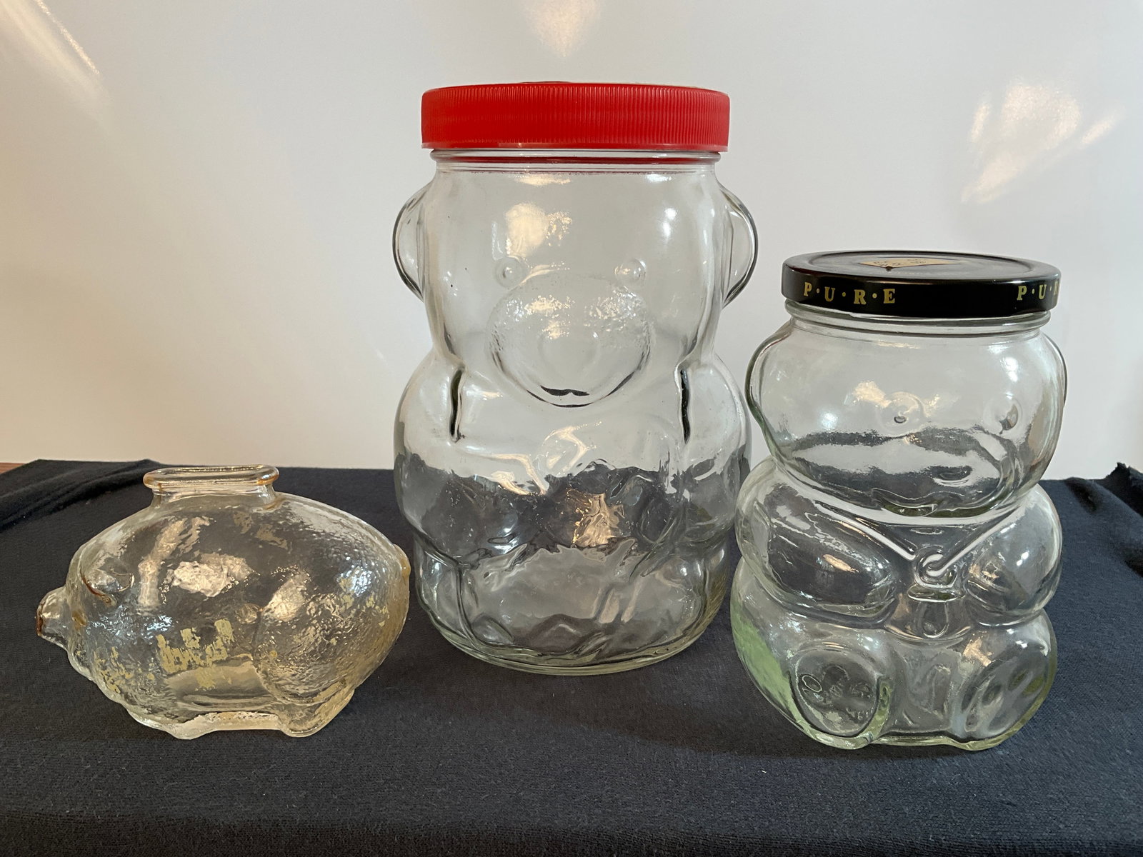 Lot of Three Figural Banks, Two Bears and Pig (1 of 4)