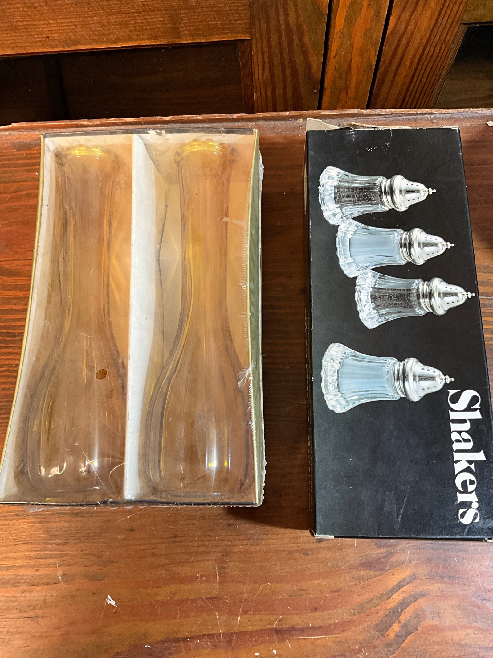 Lot of Two vintageHousehold Items, Silverplated Shakers, Pair of Bud Vases, Unused/Original Boxes (1 of 4)