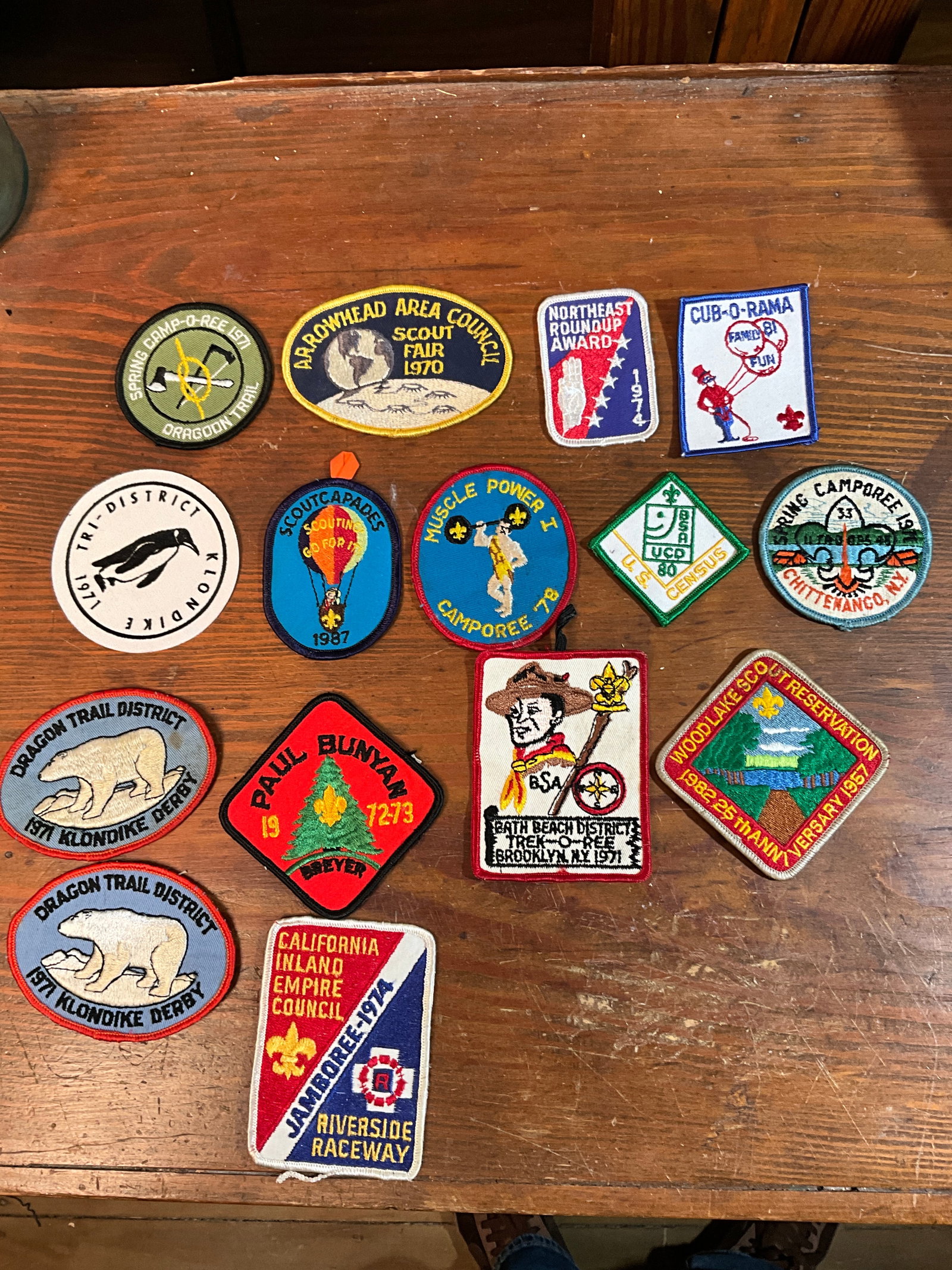 Lot of Vintage 15 Boy Scout Patches (1 of 4)