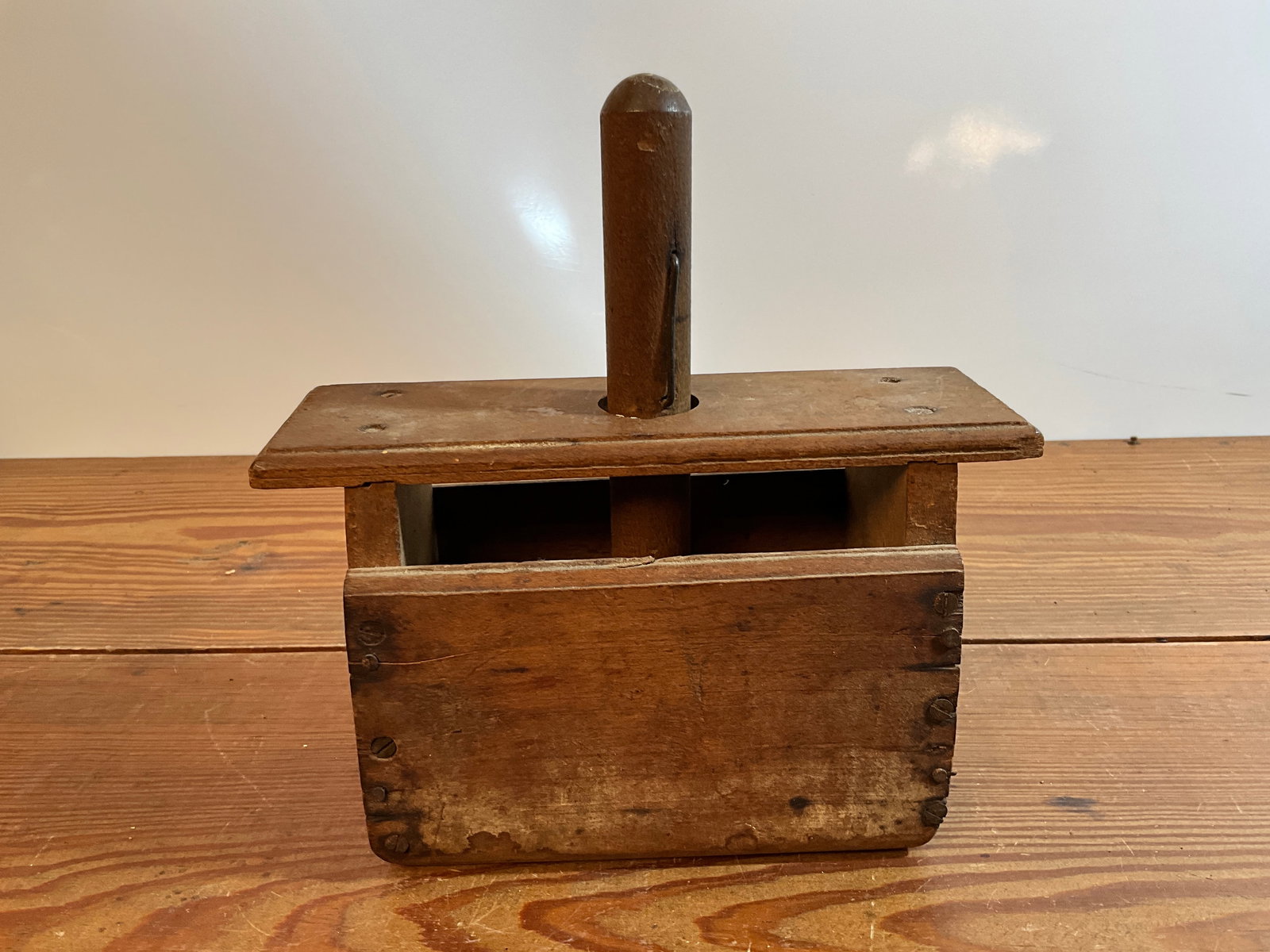 Primitive Butter Mold with a Neat Design for the top of the Mold: Here is a Primitive Butter Mold with a Neat Design for the top of the Mold. See images to be better informed of item.