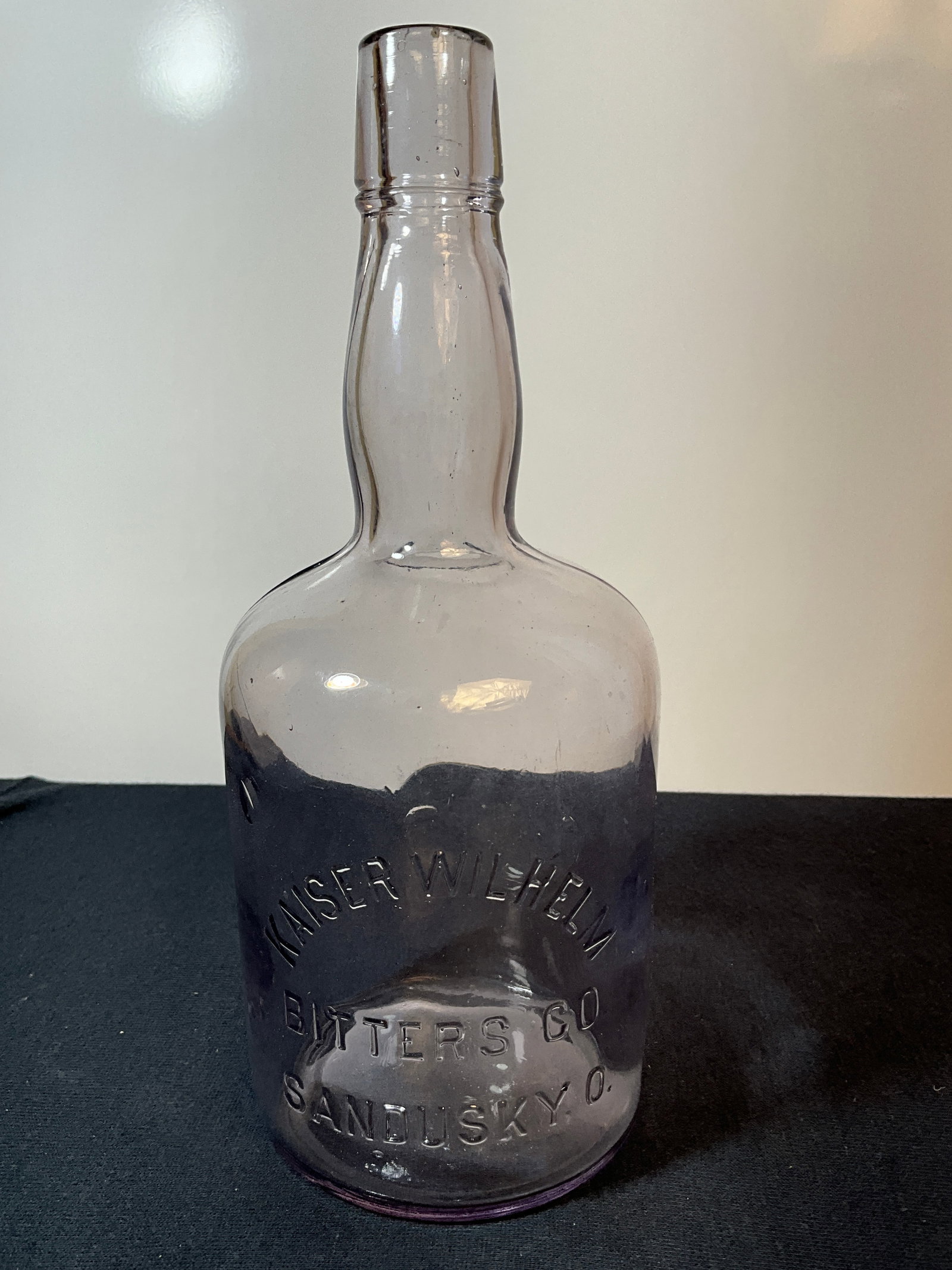 Large Kaiser Wilhelm Bitters Co. Bottle, Sandusky Ohio. SCA in Color, Smooth base, Bi-Mold (1 of 5)