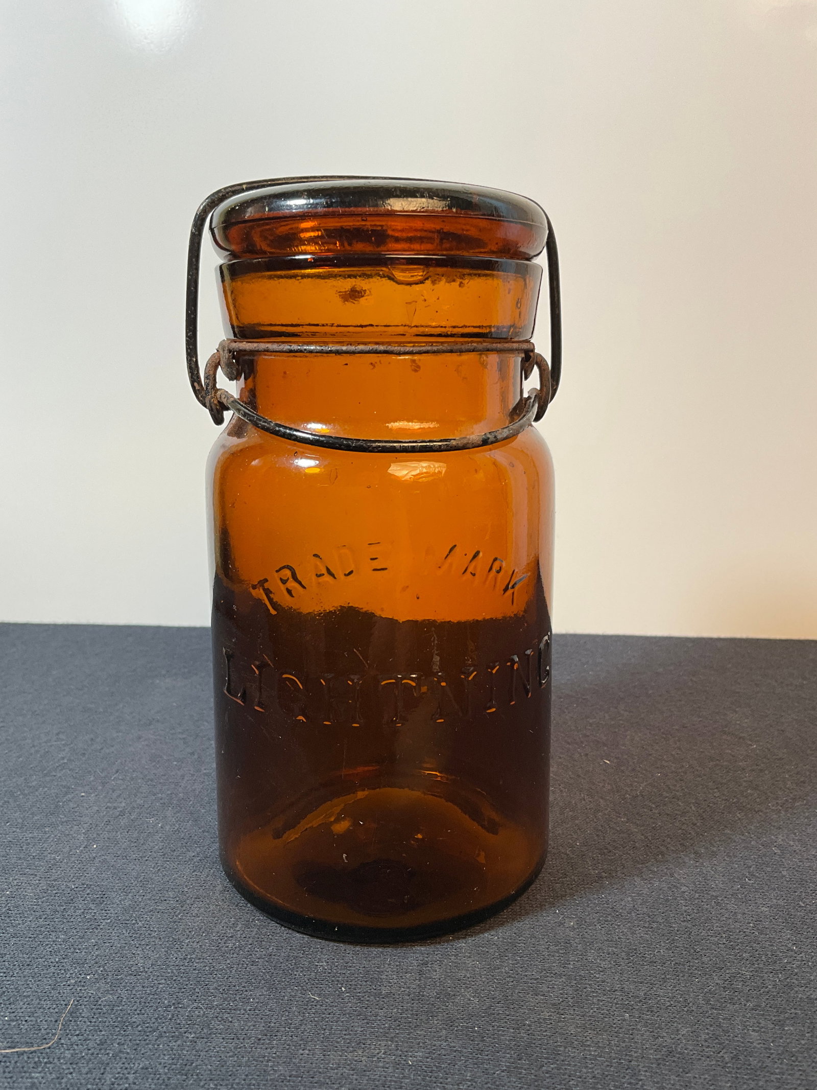 Lightning Fruit Jar - Pint - Amber - No Damage (1 of 11)