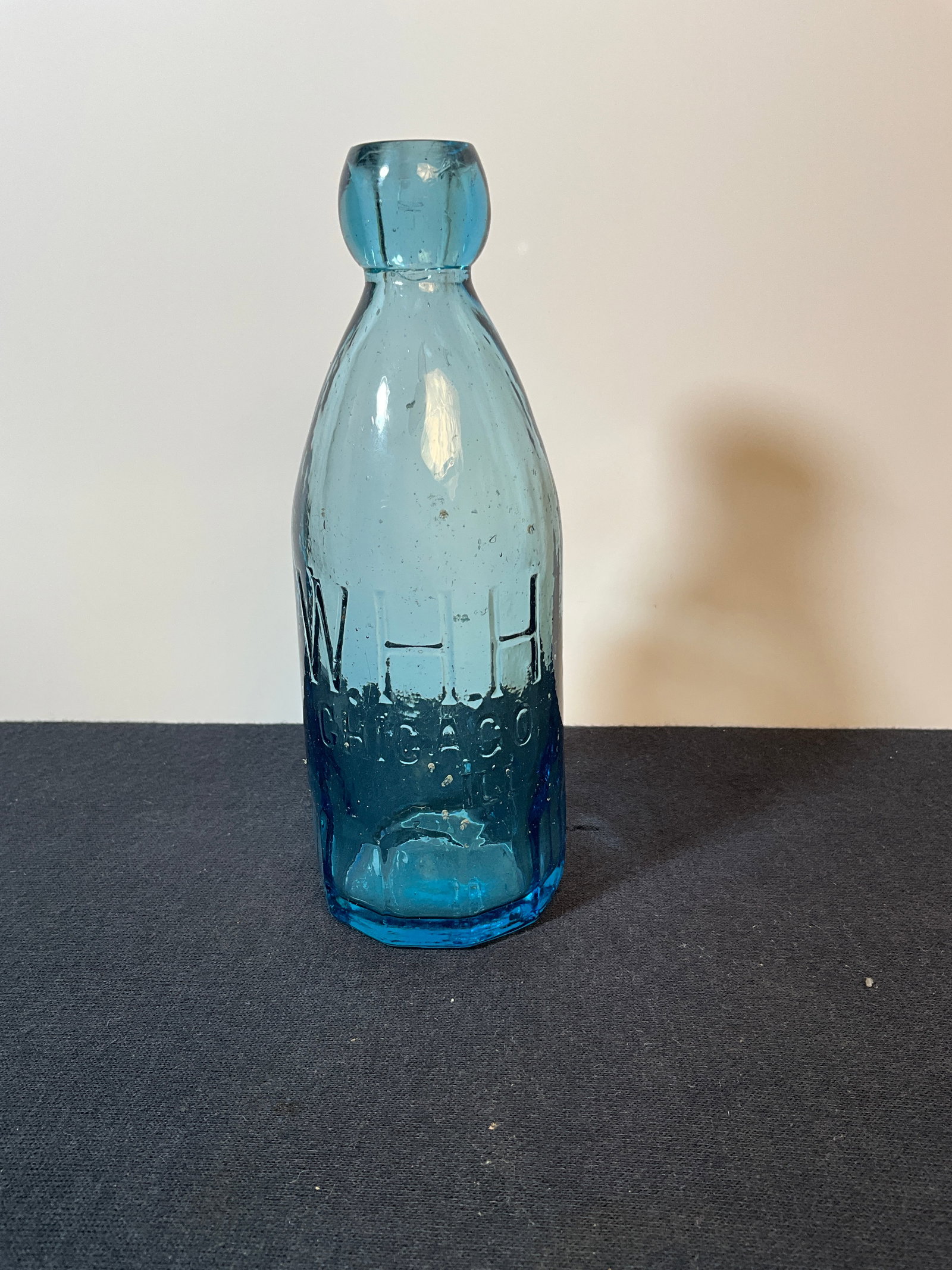 W.H.H. Saphire Blue Soda Bottle, Chicago Illinois - Mug Base. No Damage (1 of 6)