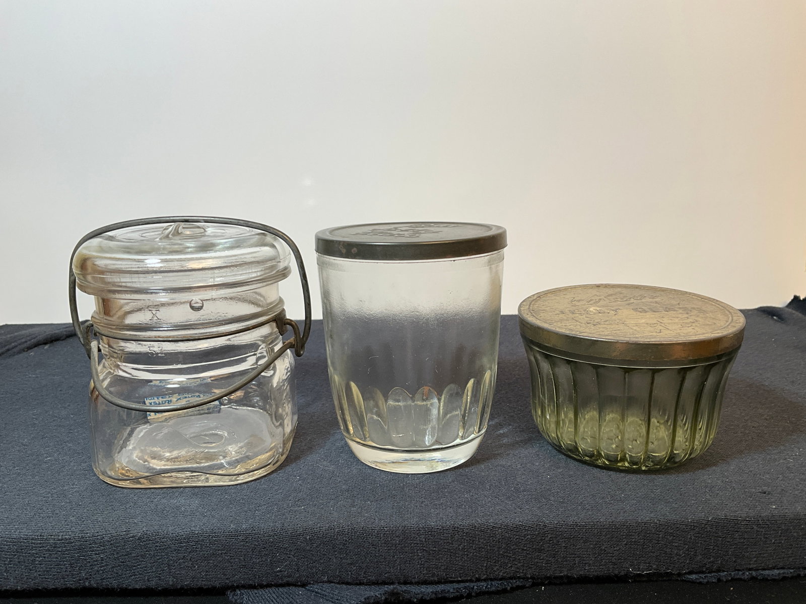 2 Jelly Jars and one 1/4 Pint Fruit jar with Bail (1 of 3)