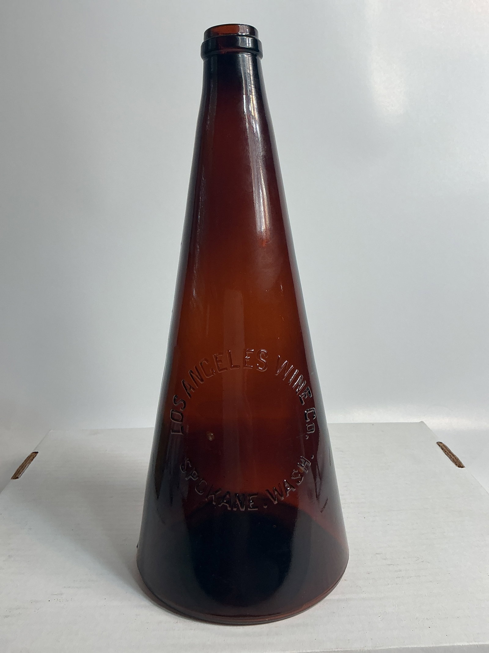 Los Angeles Wine Co Spokane, Wash, Amber, 1/2 Gal. Megaphone (1 of 5)