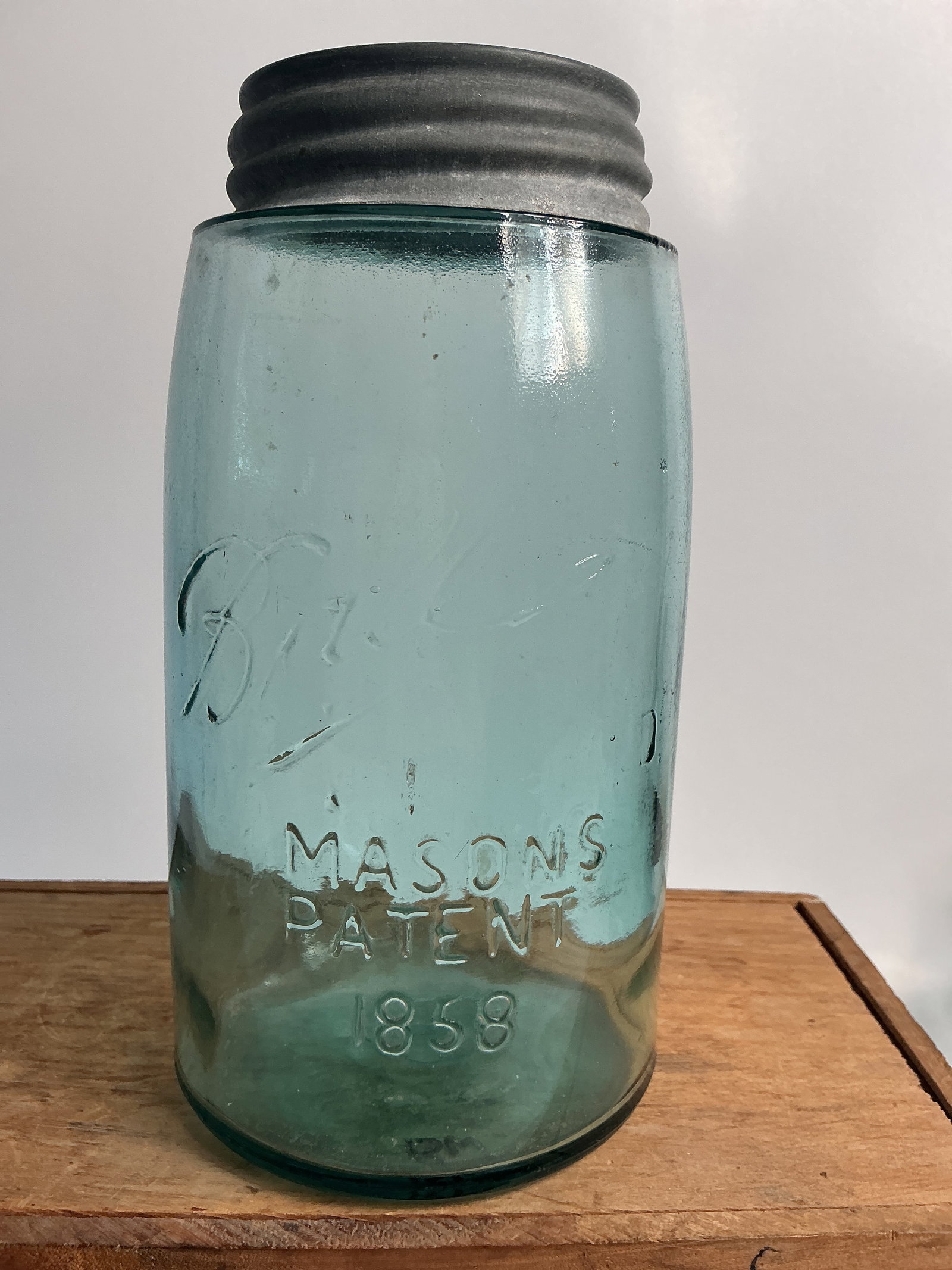Ball Improved Masons Patent 1858 - Ball Blue Quart: Here's a nice, clean quart Ball Improved Masons Patent 1858 in Ball blue color. This jar is in super condition but does have a tiny onion skin open bubble near the base.