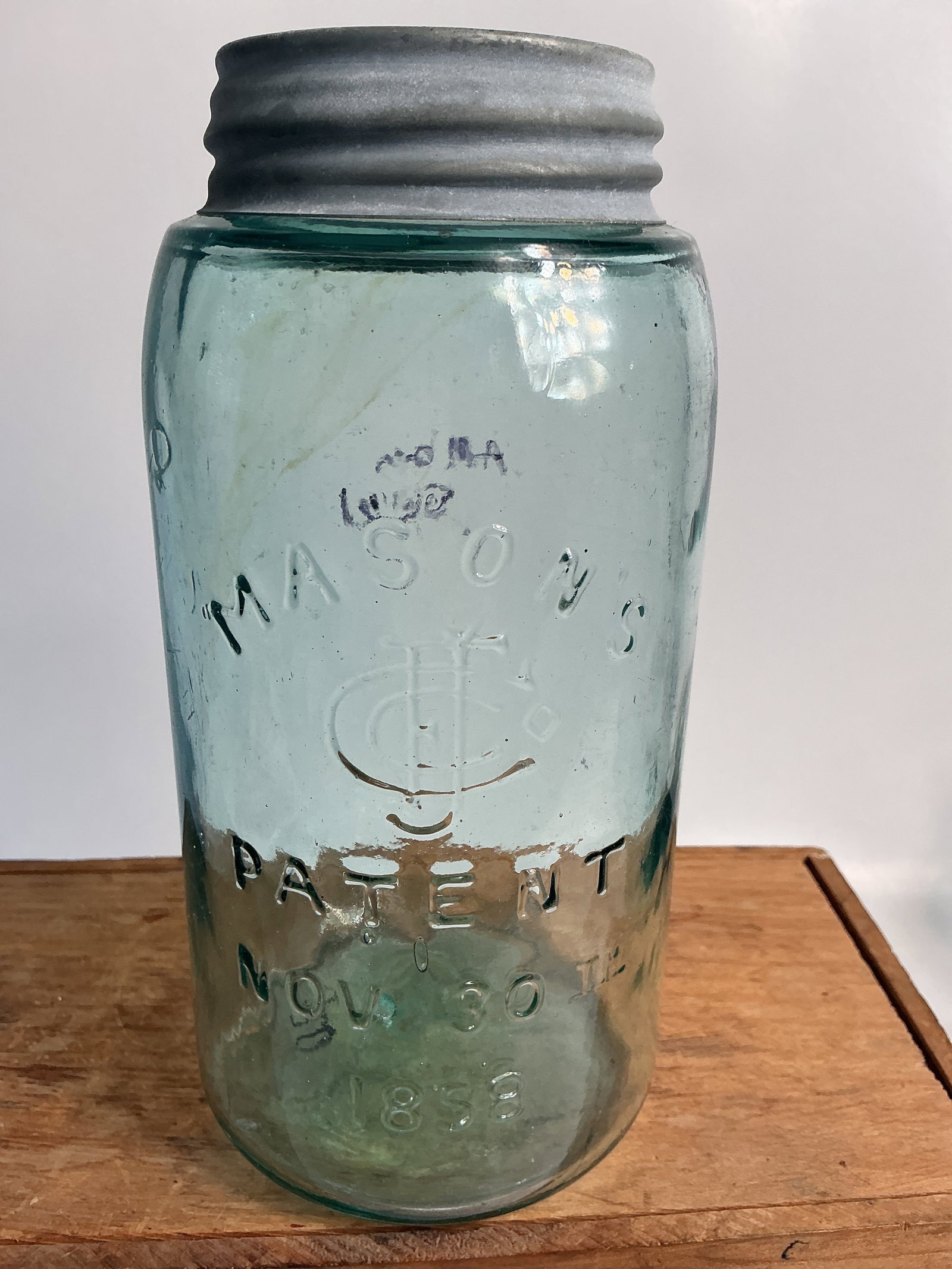 Mason's CFJ Patent Nov. 30TH 1858, Aqua, Quart: Here we have a Mason's CFJ Patent Nov. 30TH 1858. The jar is aqua, quart size and has a ground lip. The jar is clean and has no damage.