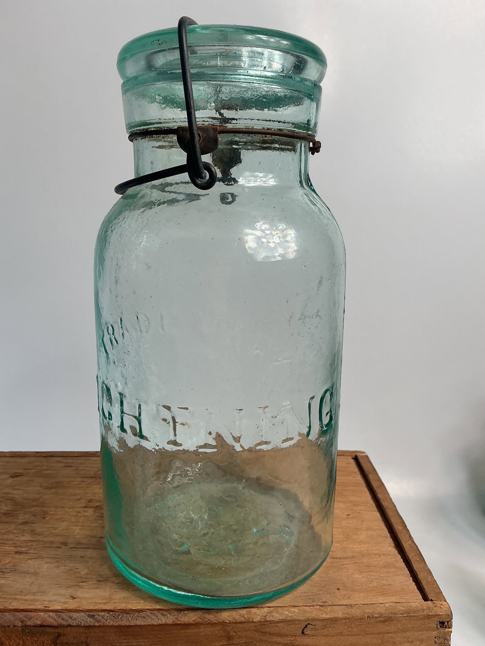 Trade Mark Lightning, Aqua, Quart (1 of 5)