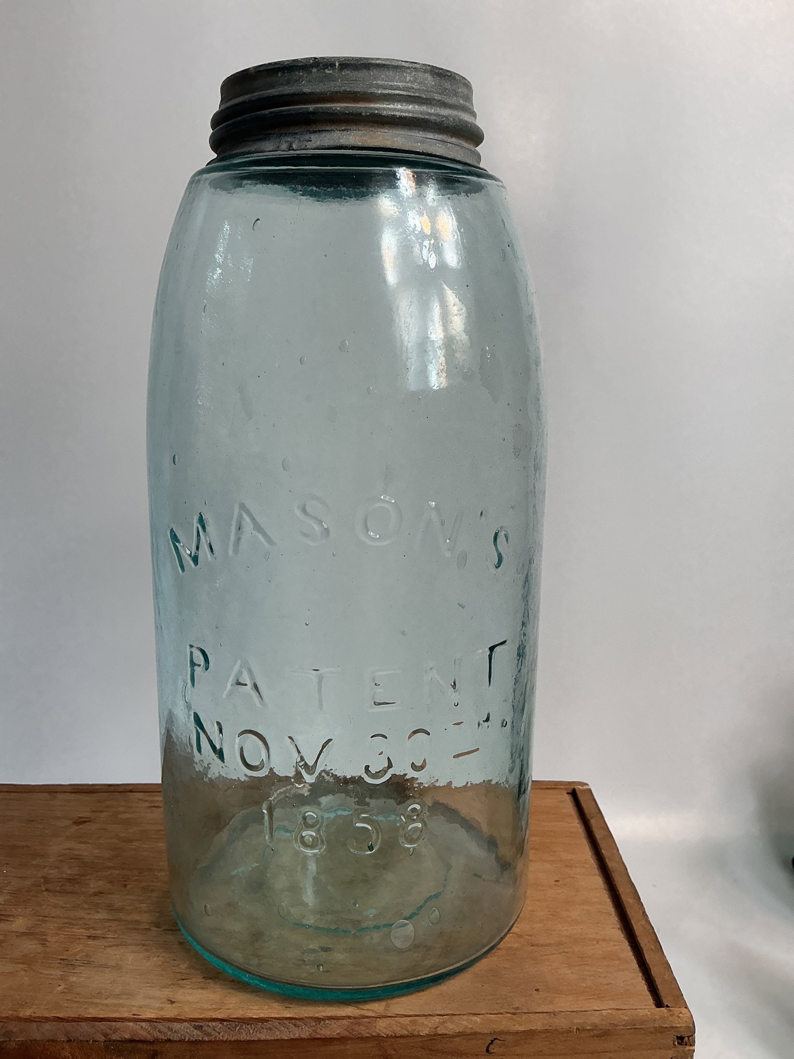 Mason's Patent Nov. 30TH 1858, Aqua, 1/2 Gallon (1 of 4)