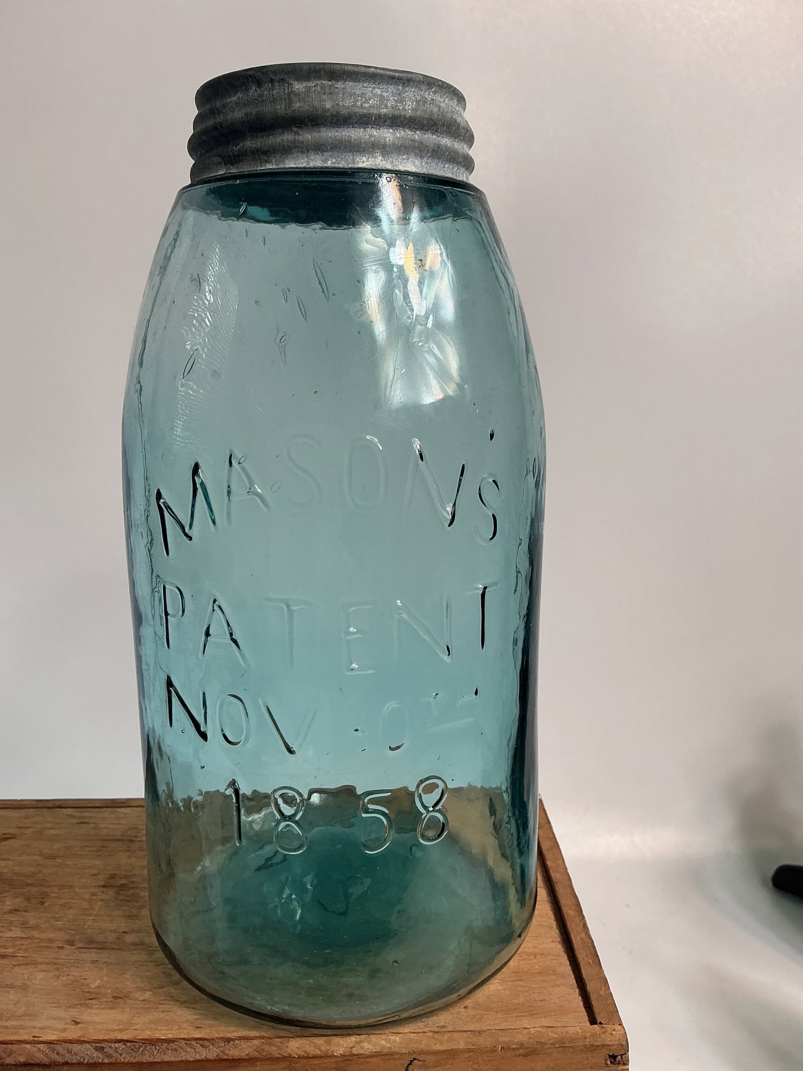 Mason's Patent Nov. 30TH 1858, Aqua, 1/2 Gallon (1 of 4)