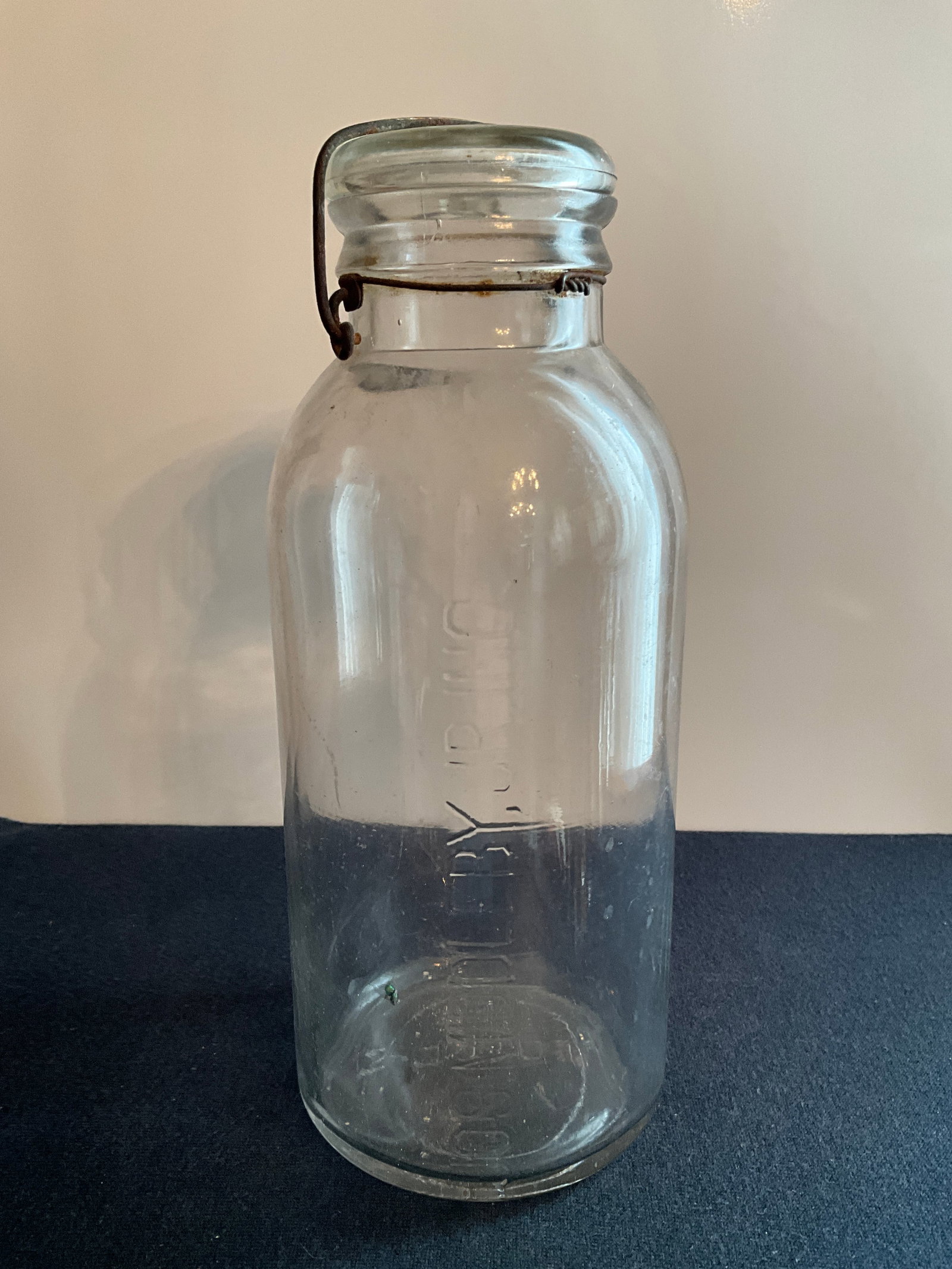 Jos. Middleby, Jr. Inc. 1/2 Gallon Fruit Jar, Clear. (1 of 5)