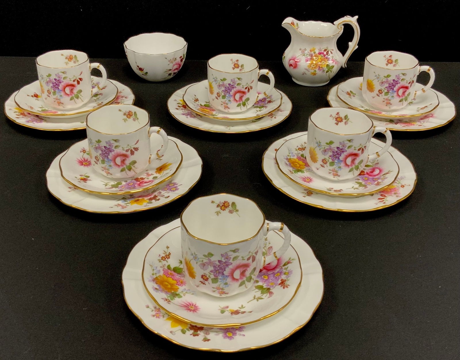 Lovely 20 piece Royal Crown Derby English Posies floral china tea set for six (1 of 1)