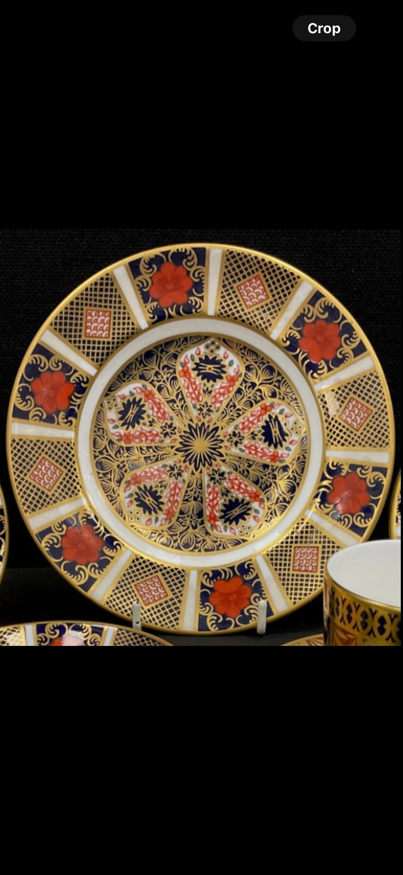 A Royal Crown Derby England Imari plate: A Royal Crown Derby England Imari pattern plateGood condition