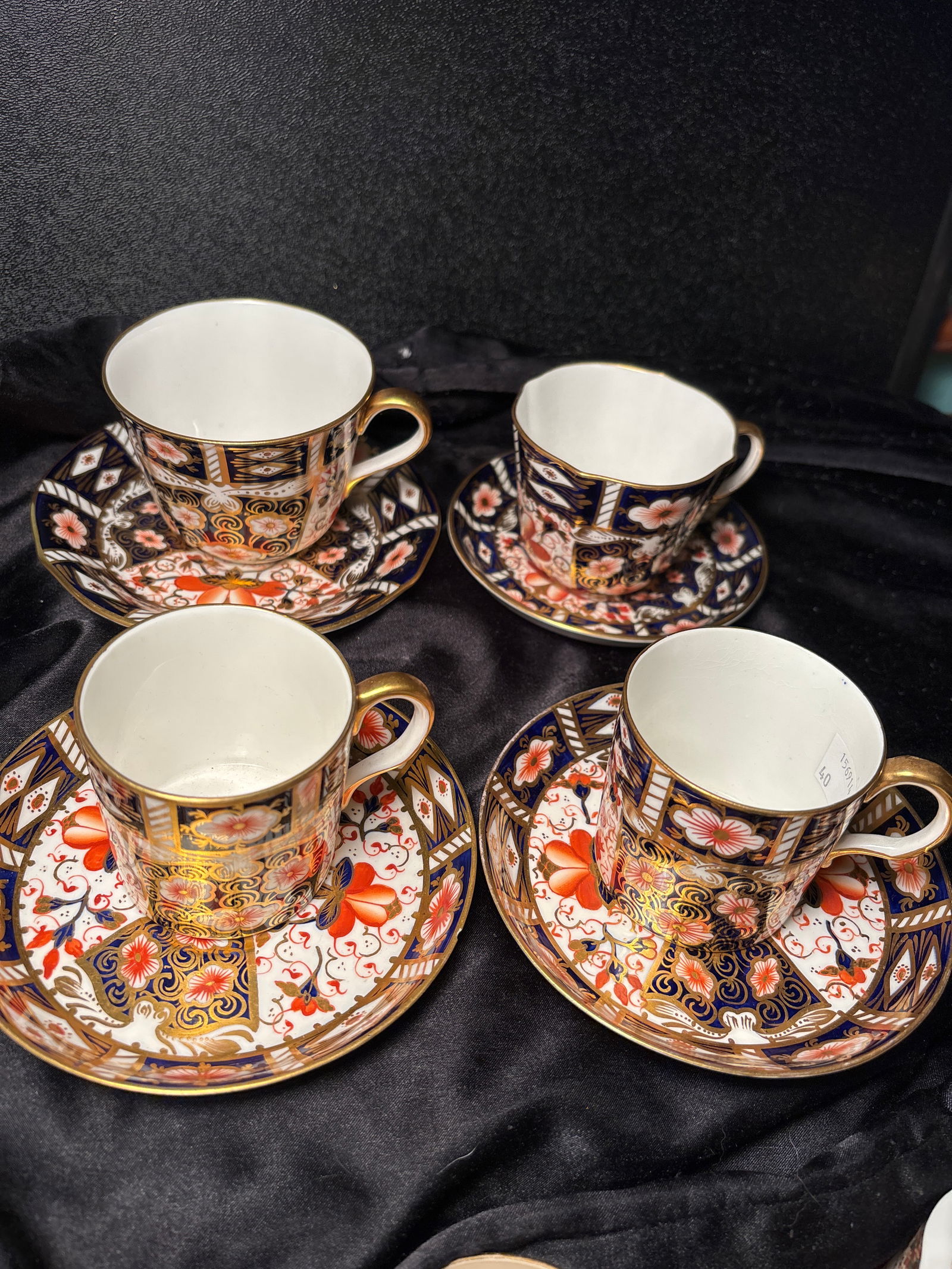 Four associated Imari 2451 pattern Royal Crown Derby English china cups & saucers (1 of 8)