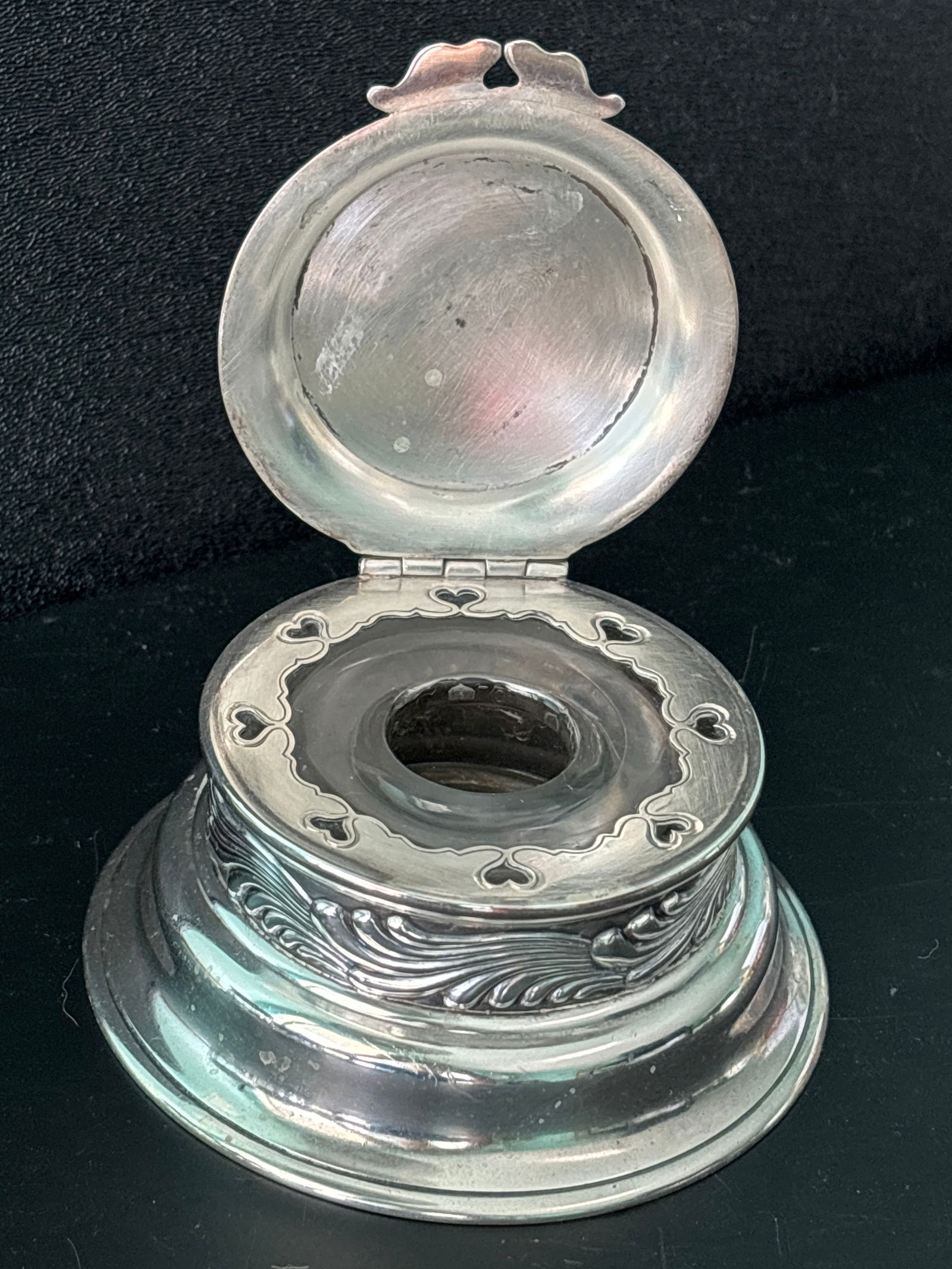 Art Nouveau Tiffany & Co. 925 Sterling silver dresser top inkwell (1 of 6)